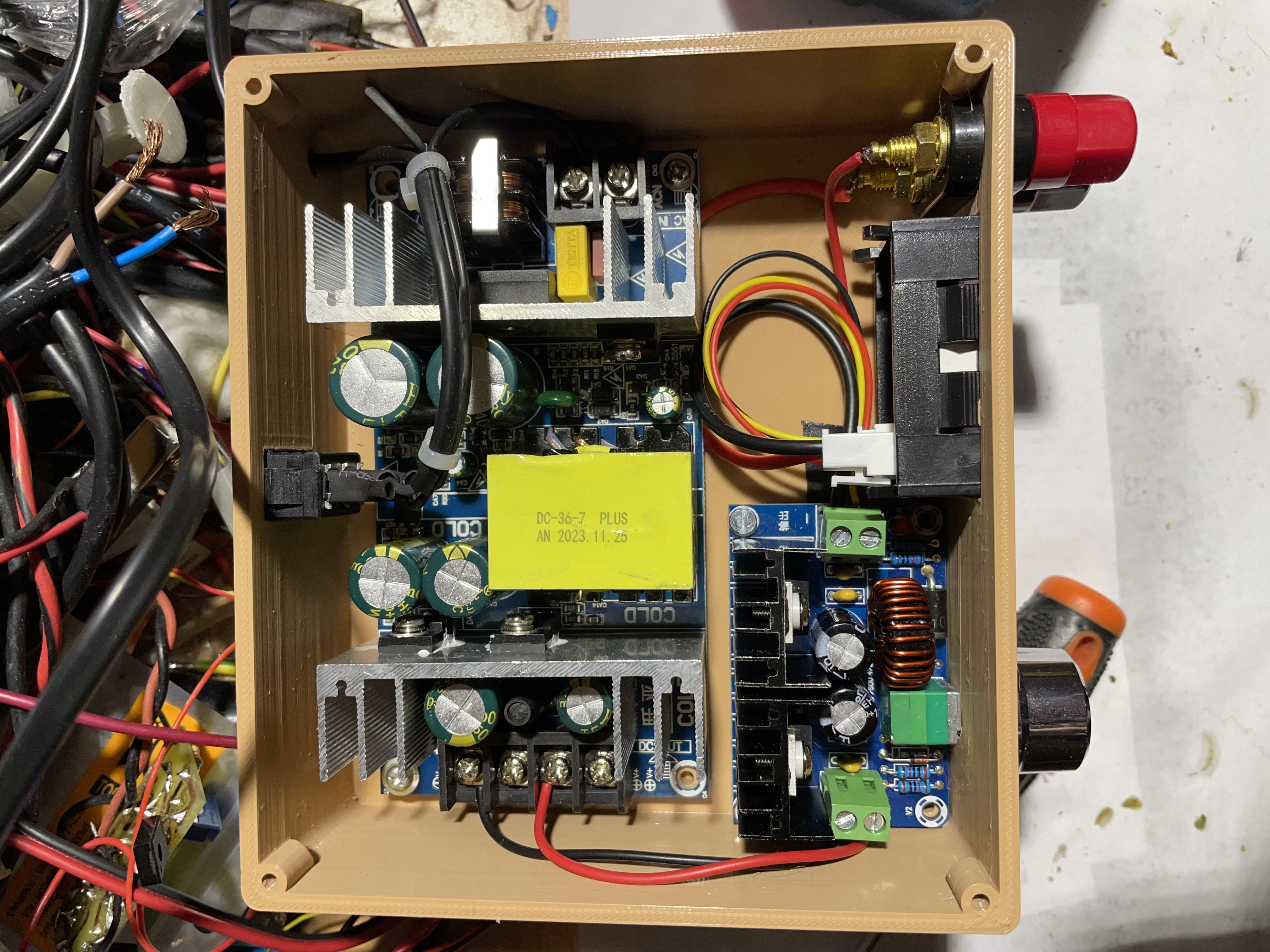 Miniatura 7 do modelo 3D Lab Power Supply