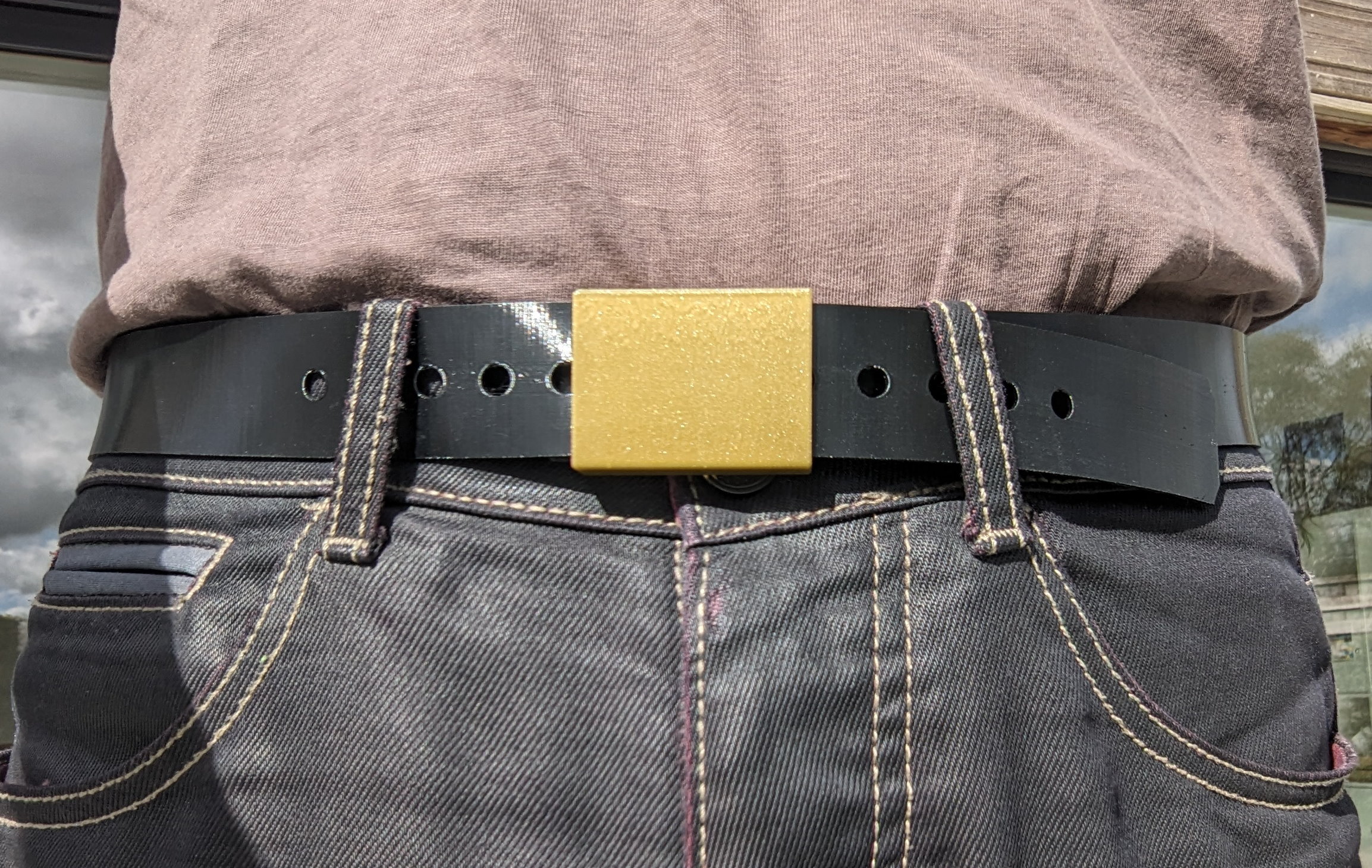 TPU belt with box-style buckle