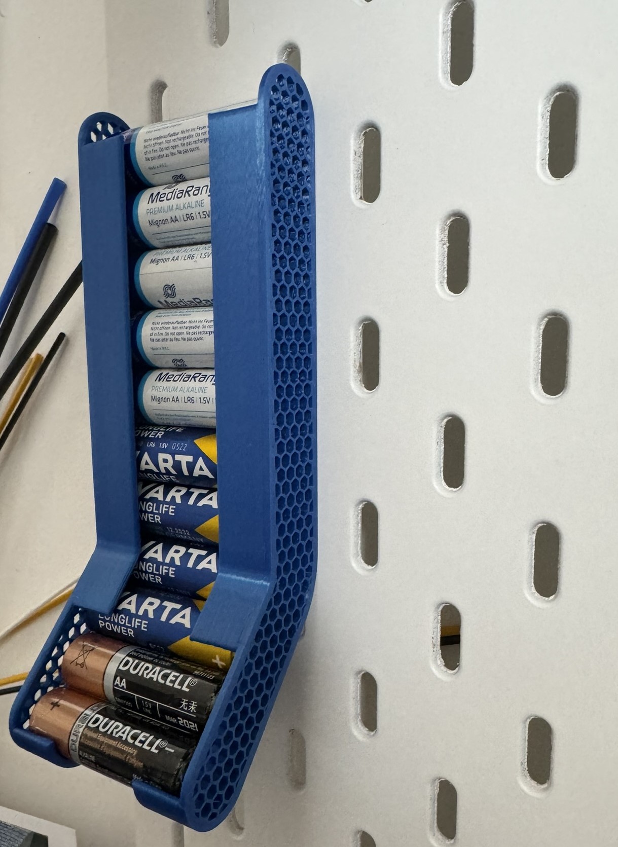 AA Battery Holder/Dispenser for IKEA Skadis