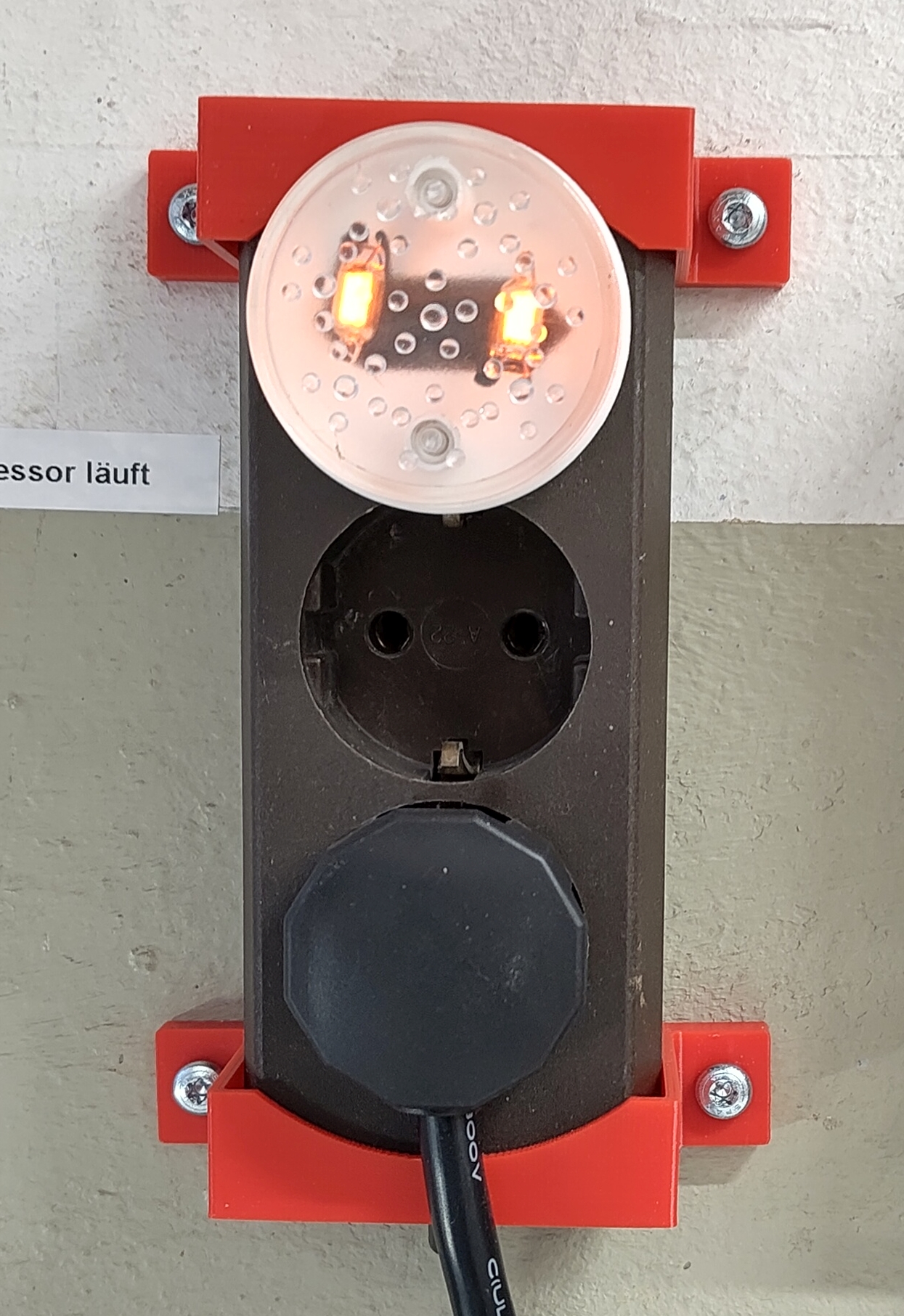 Parametric Powerstrip Mount