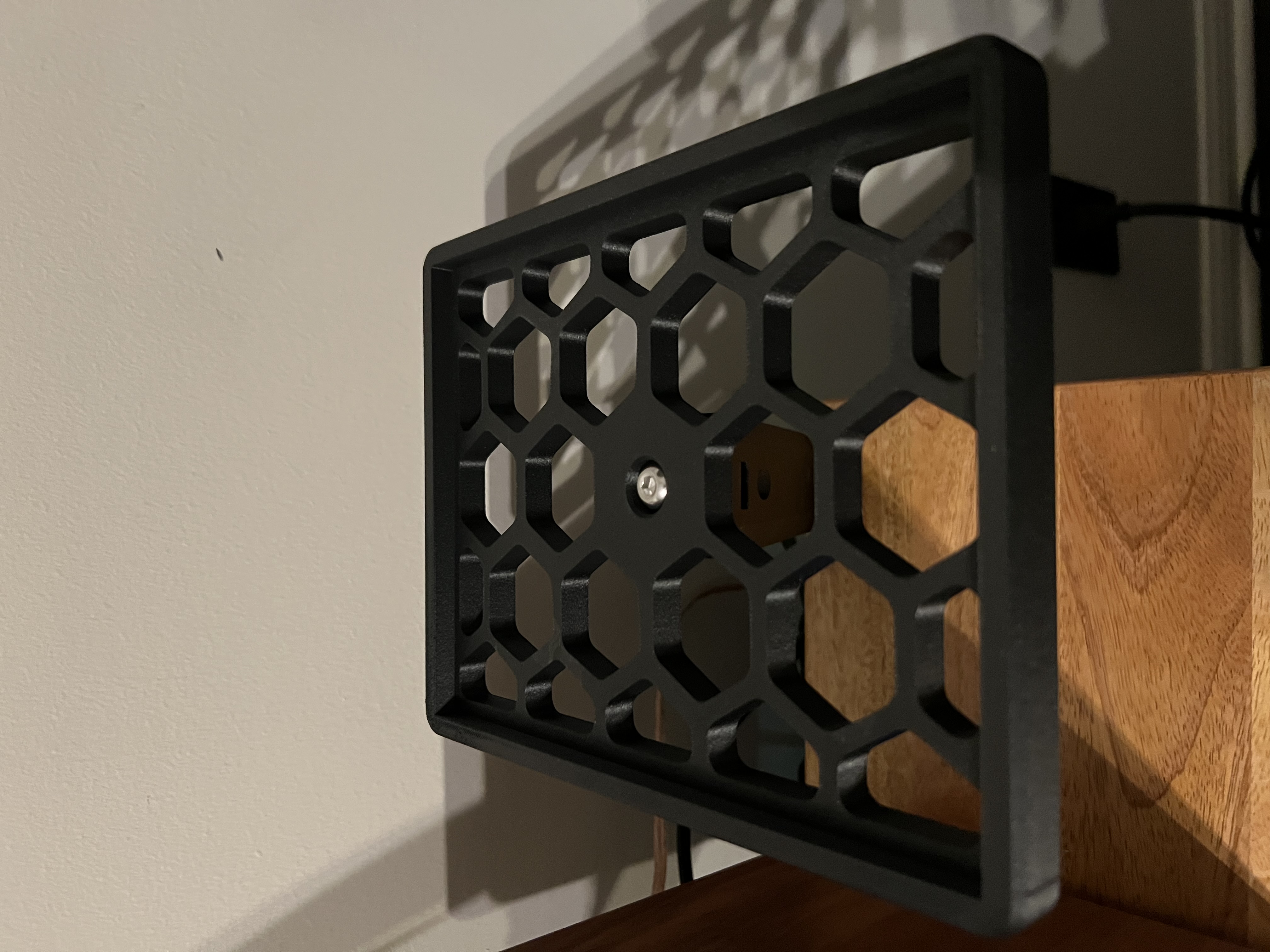 V2 (Updated) Speaker Mounts for Uplift Desk