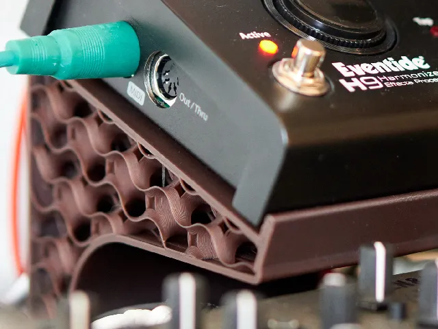 Eventide H9 stand for DJ mixer setup: Xone 96