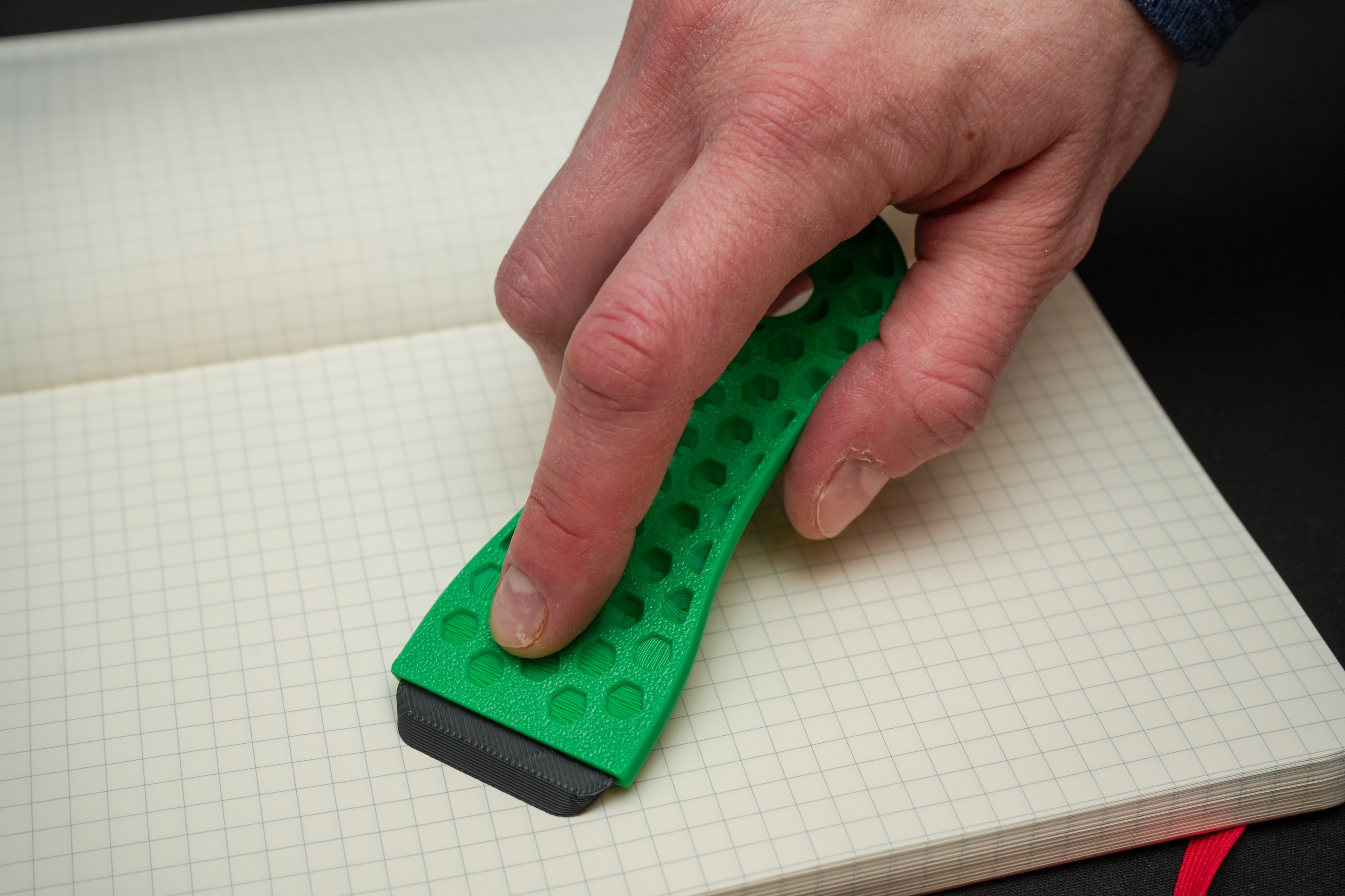 Miniatura 3 do modelo 3D Bed Scraper