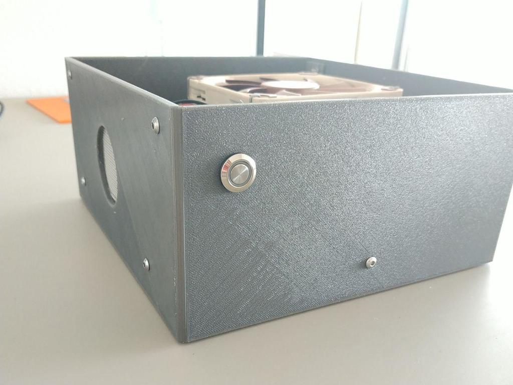 Miniatura 3 do modelo 3D Mochi mini-ITX case