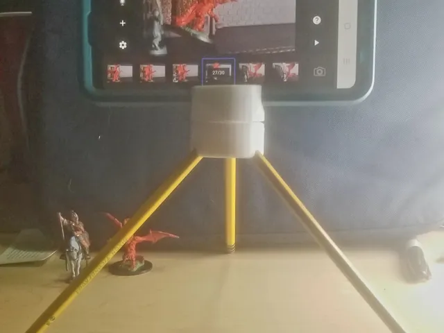 Tripod using Pencils