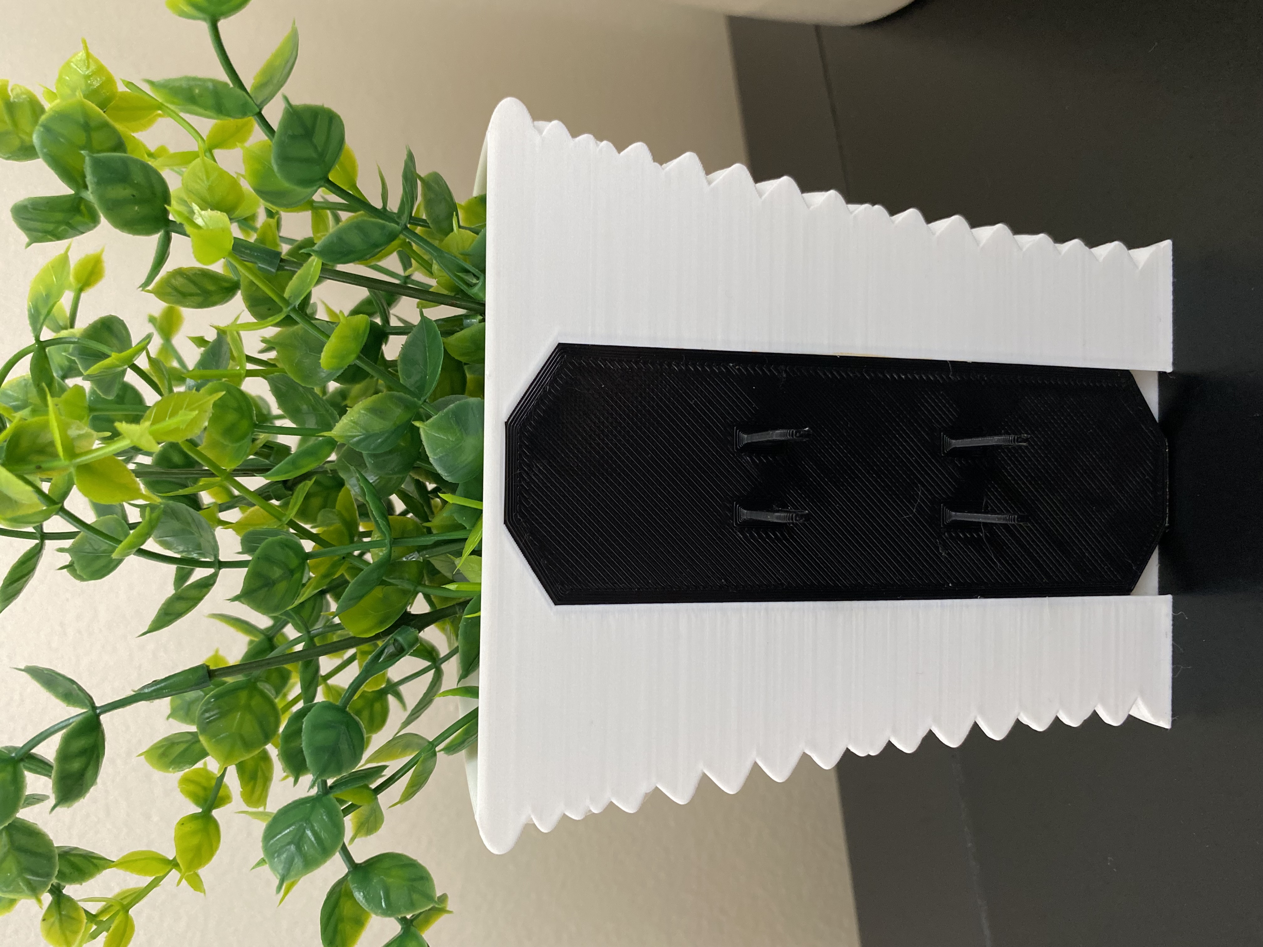 Miniatura 4 do modelo 3D Hide-A-Plug