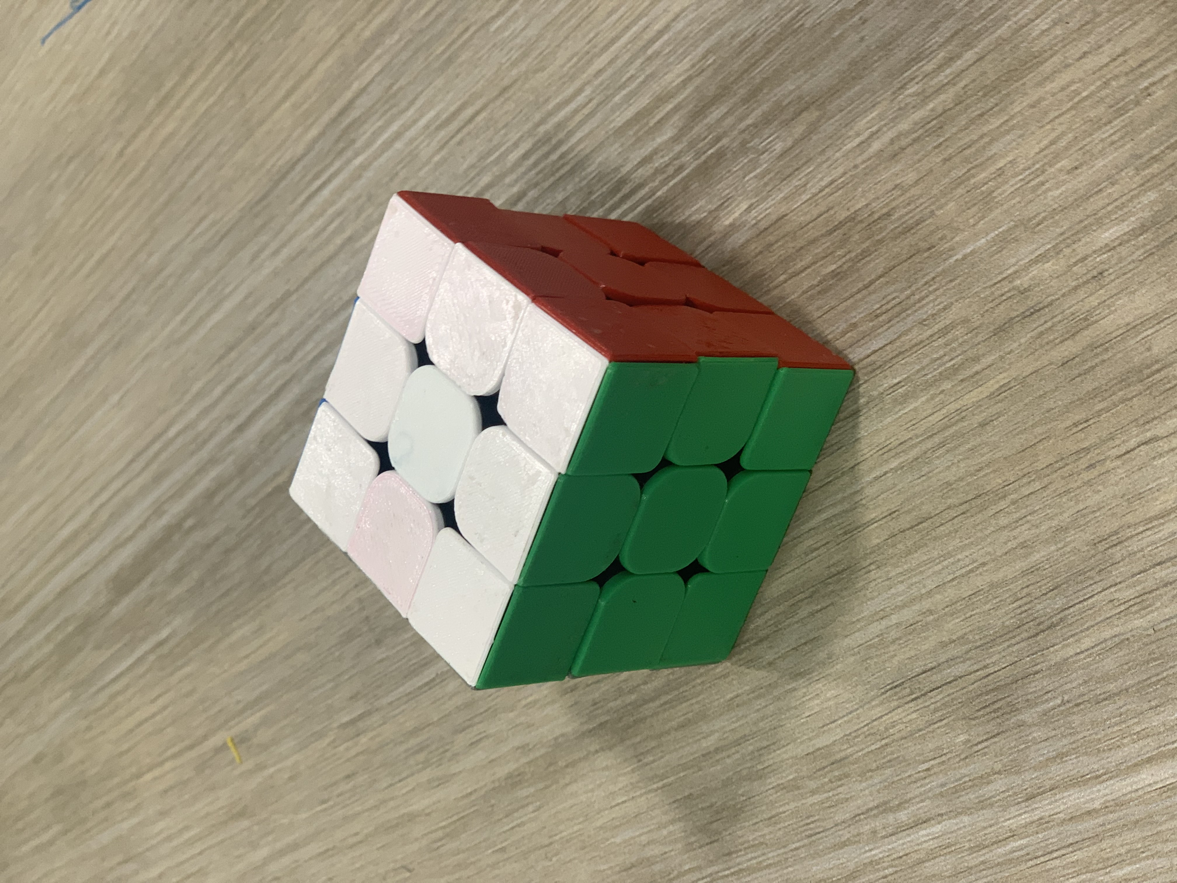 Stickerless Speed cube (1:1 replica of GAN 356)