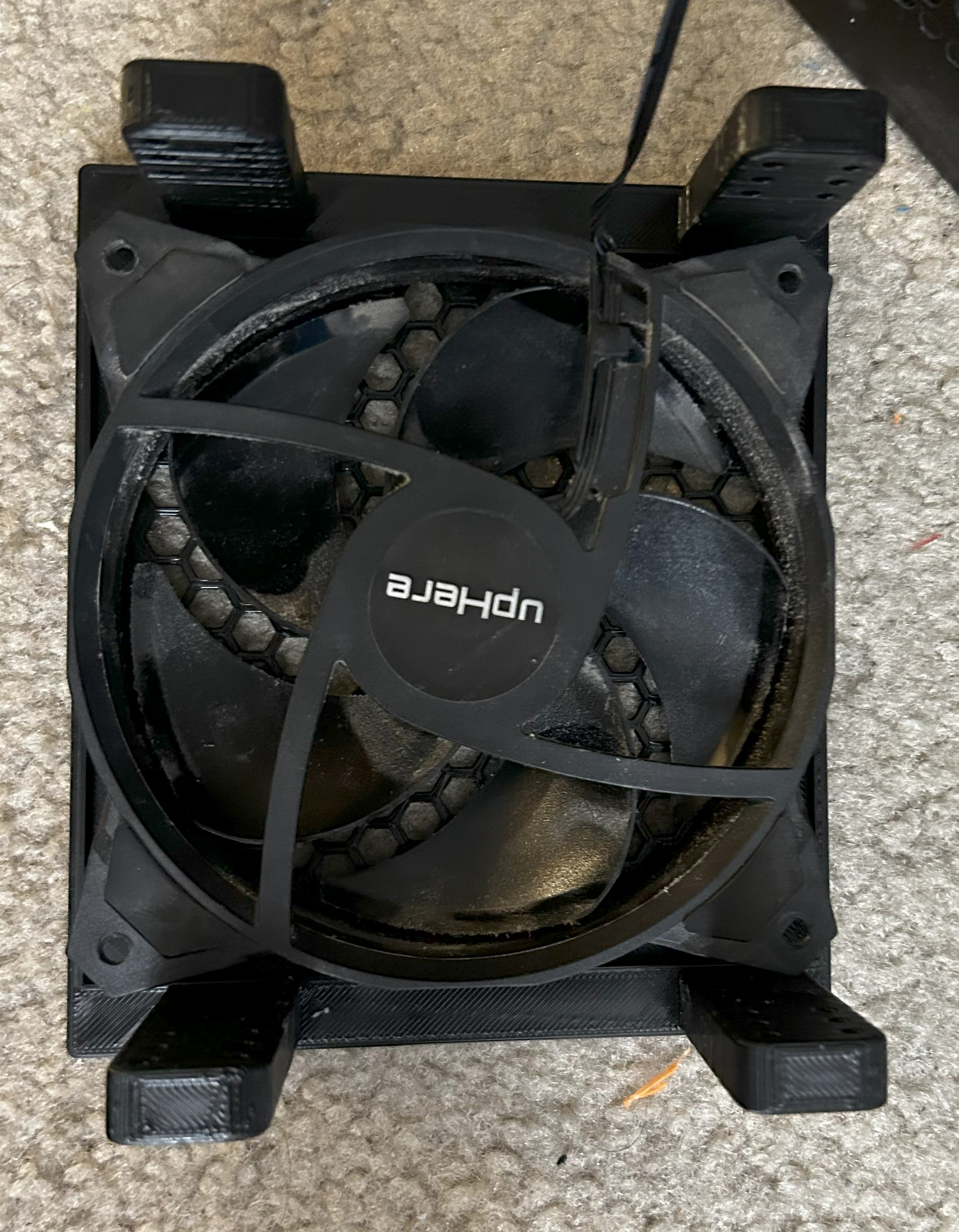 120mm Fan Bracket for PC 5.25" Bay with Honeycomb grill