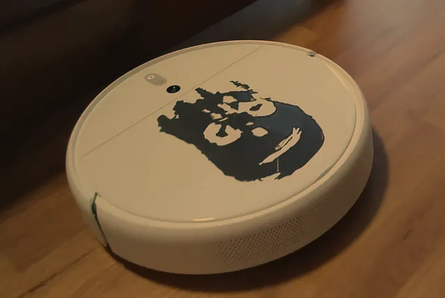 Wilson decal for Xiaomi Mi Robot Vacuum Mop (and other vacuum cleaners)