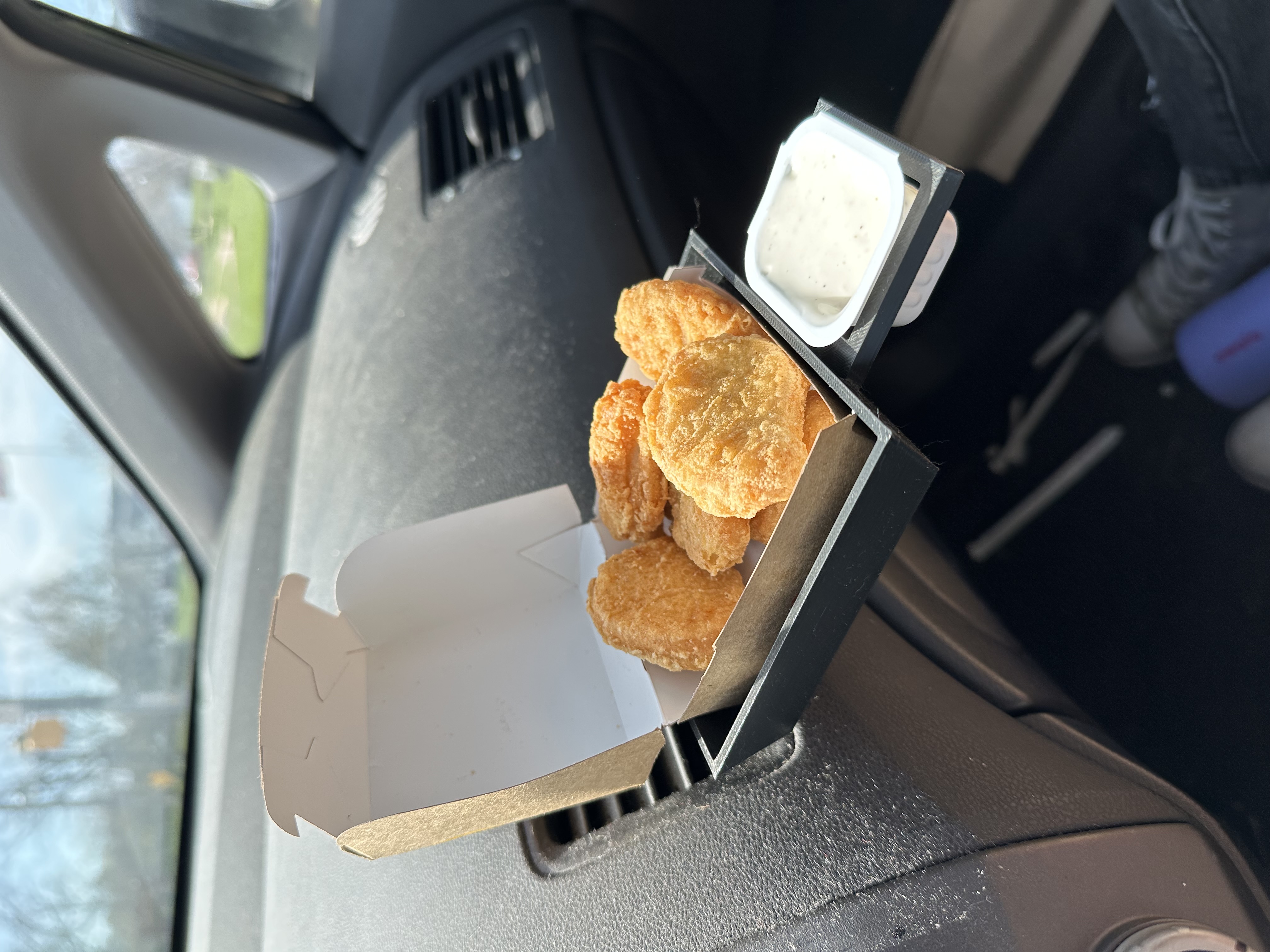 Car Nugget tray with Sauce holder