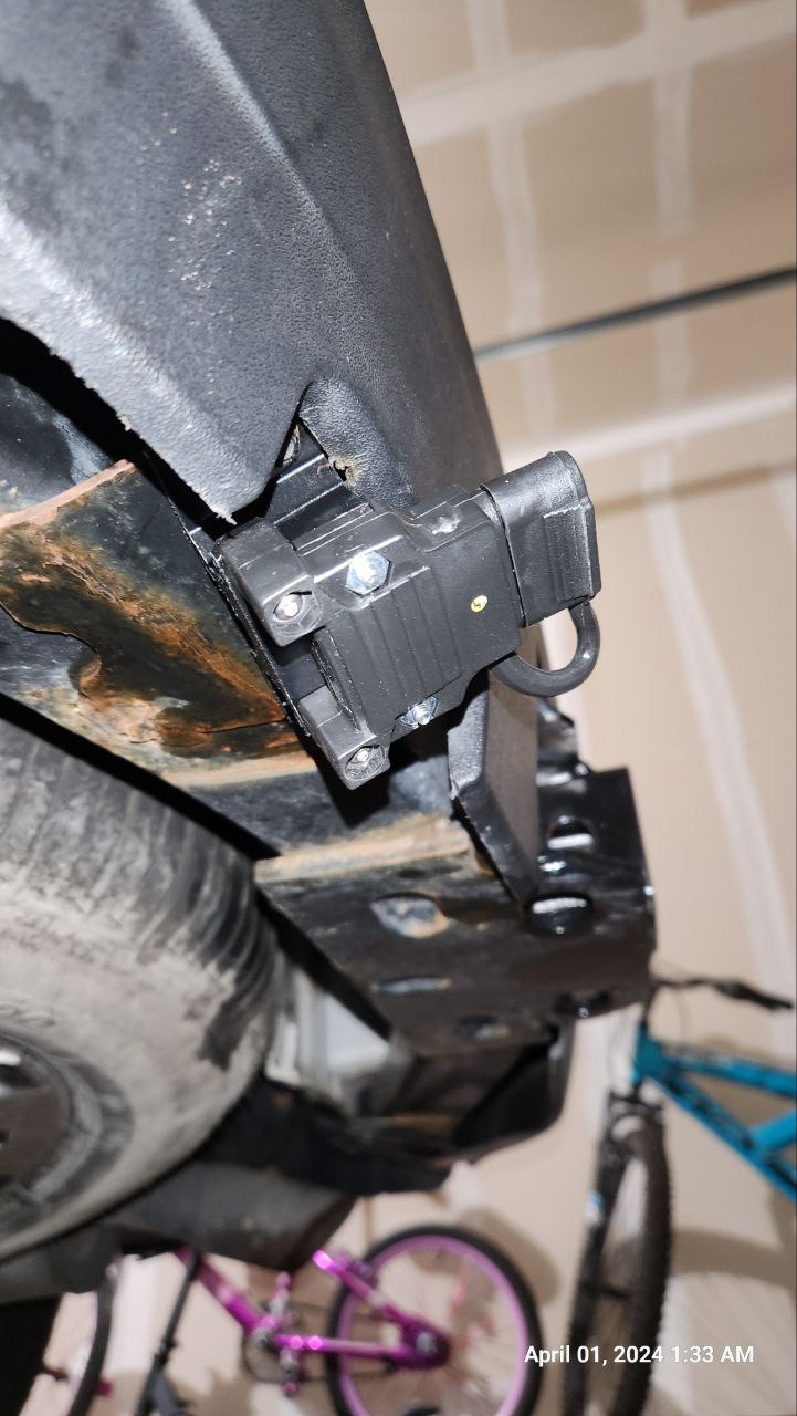 Adapter Hopkins 4-Flat Connector for Toyota Hitch (Tested with Highlander 2011)