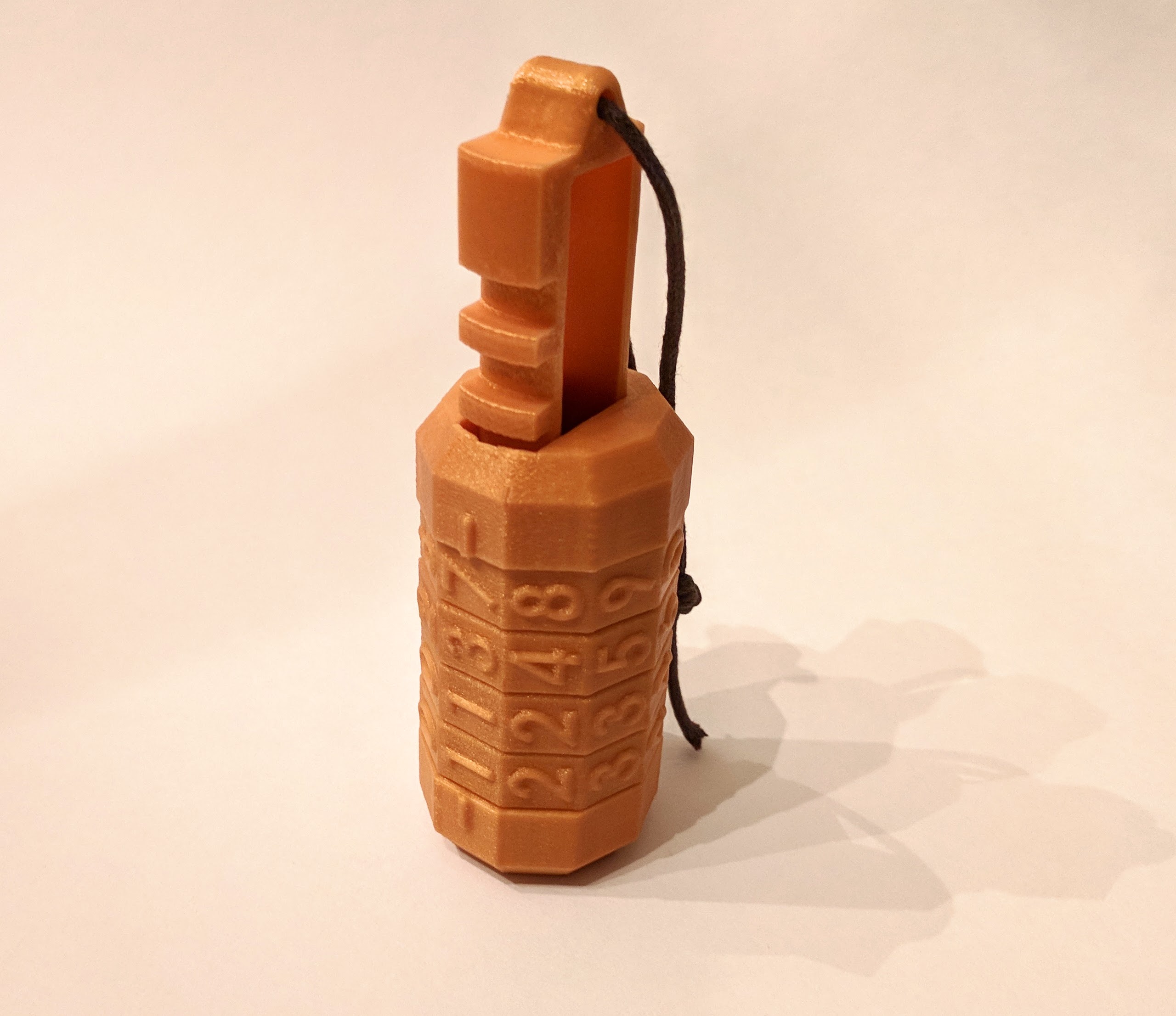 Cryptex Interior, Larger