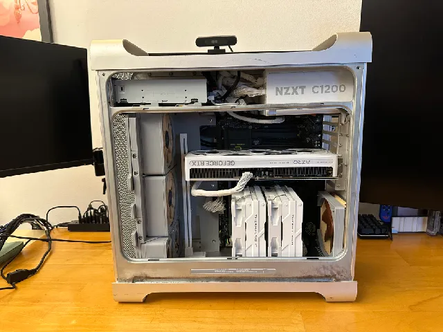Power Mac G5 Magnetic Fan Frame