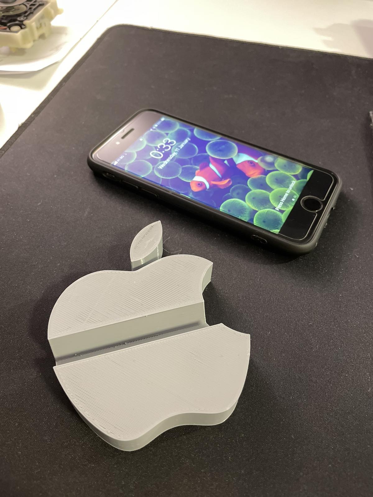 Apple Logo Iphone Stand by Lyubo | Download free STL model | Printables.com