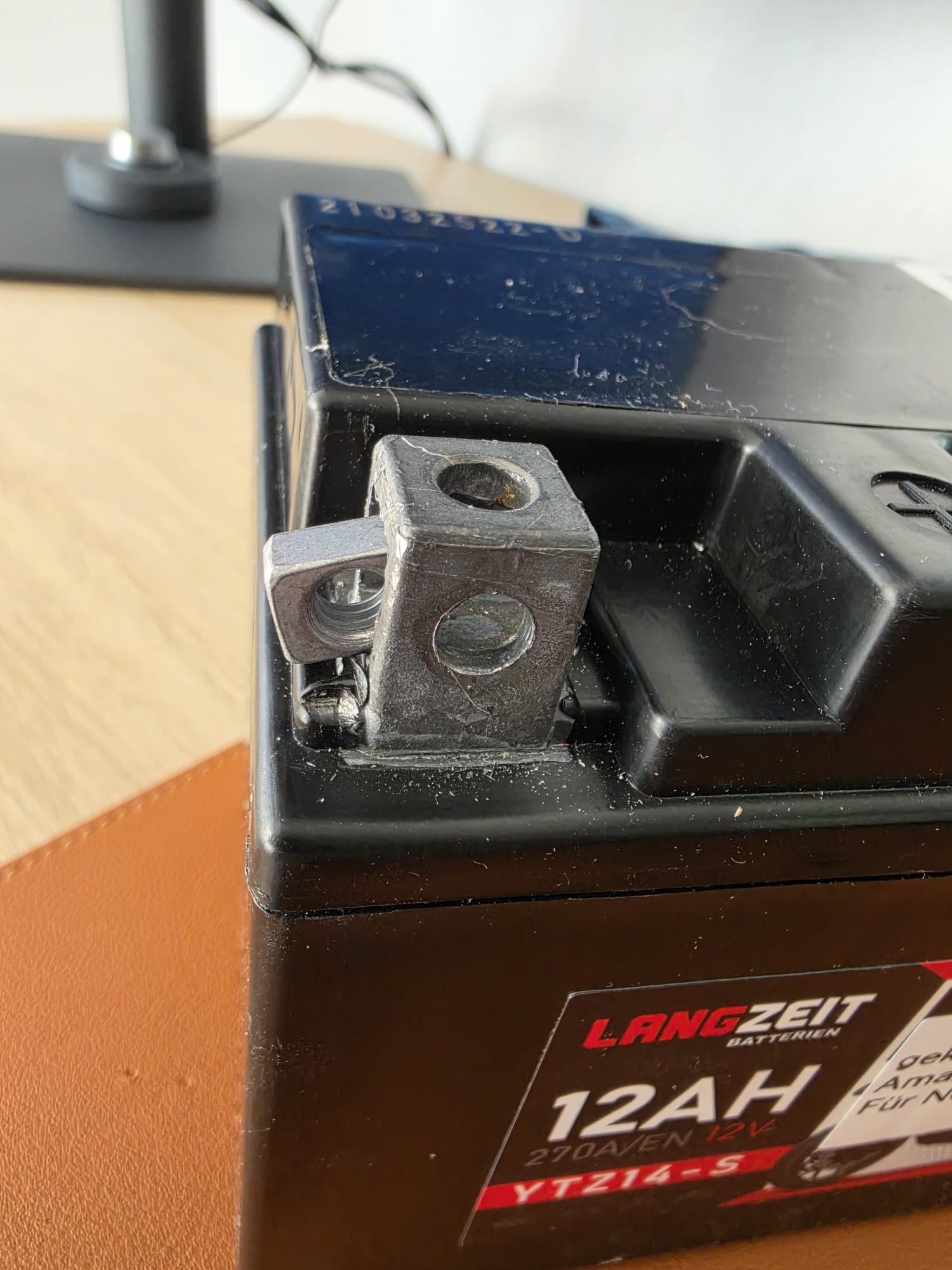Pol Batterie für Schraube Halter