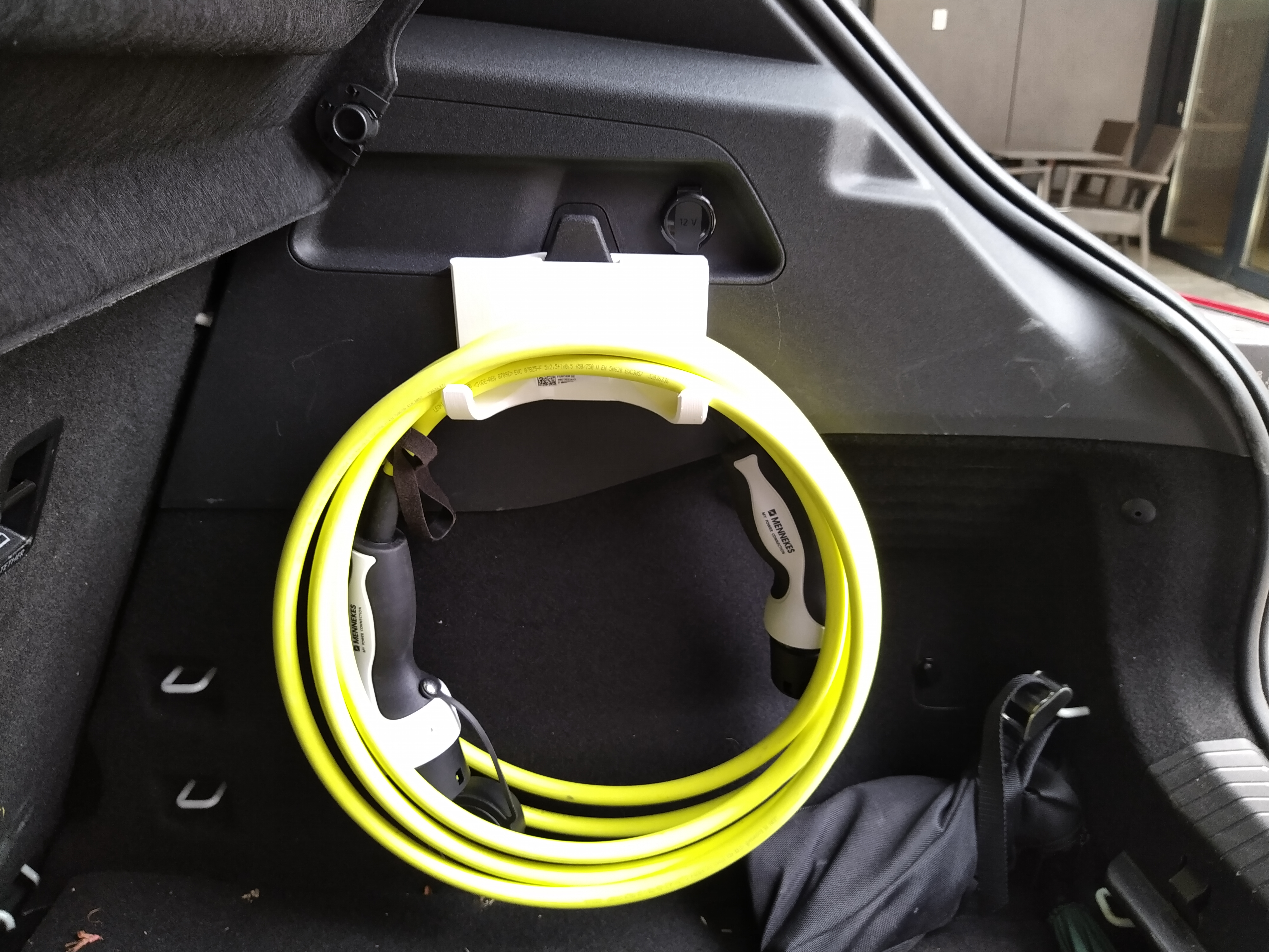 VW ID.3 (Cupra Born) charging cable hook
