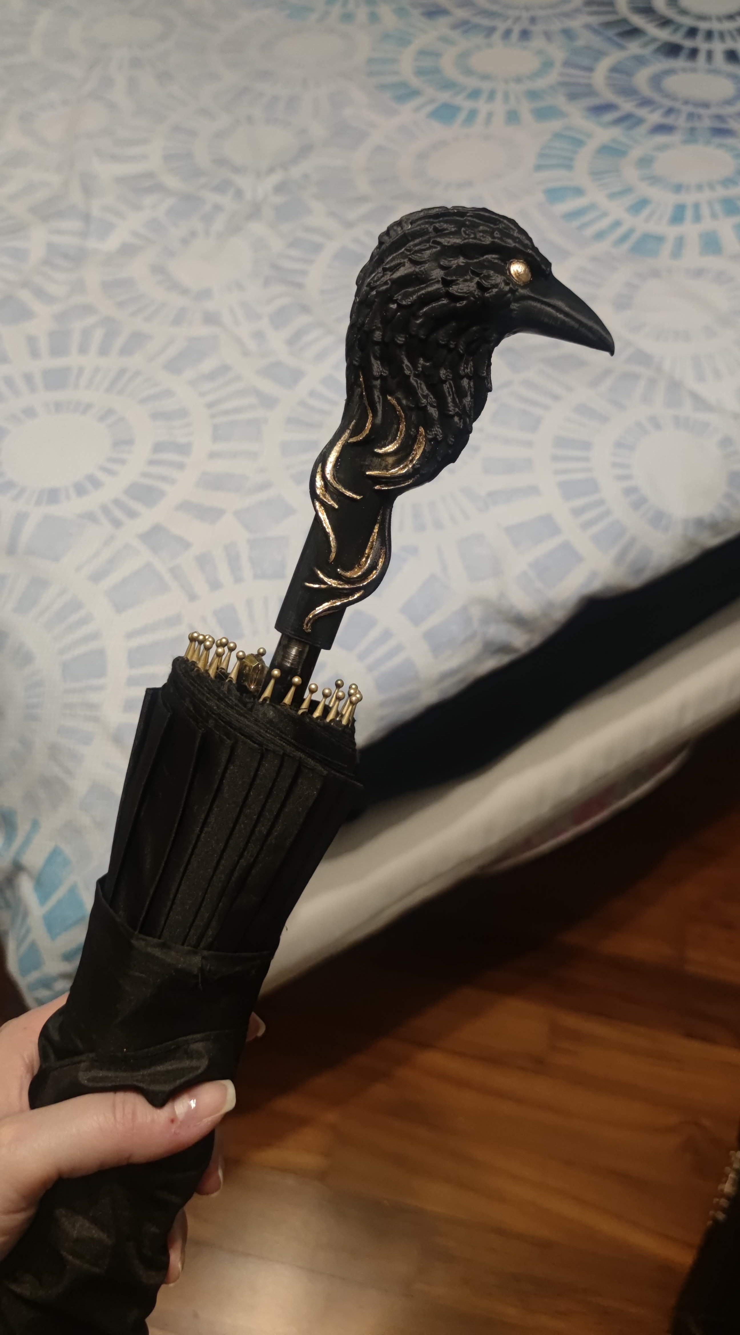 UMBRELLA HANDLE CROW