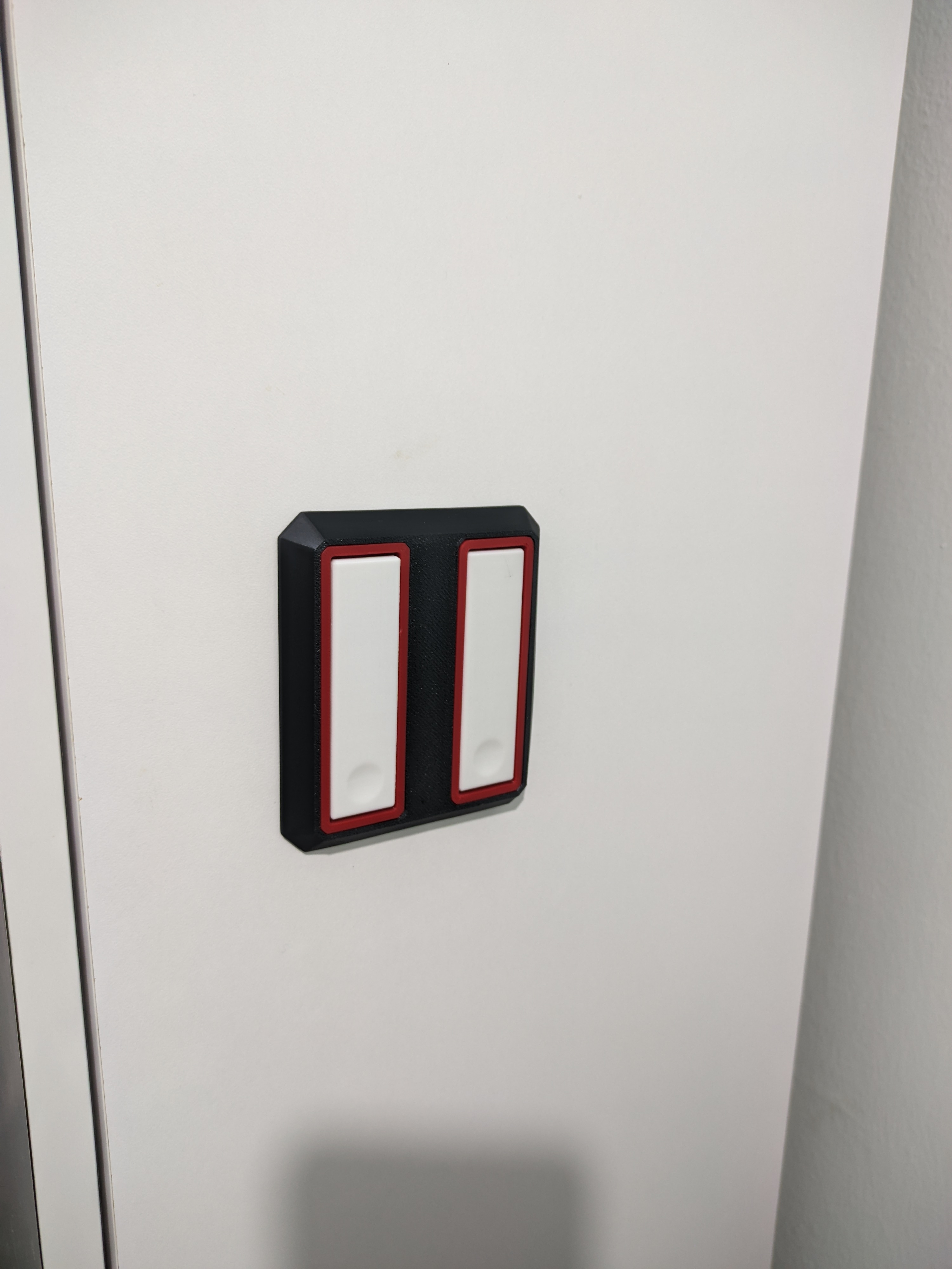 Foldable hook cover for 2