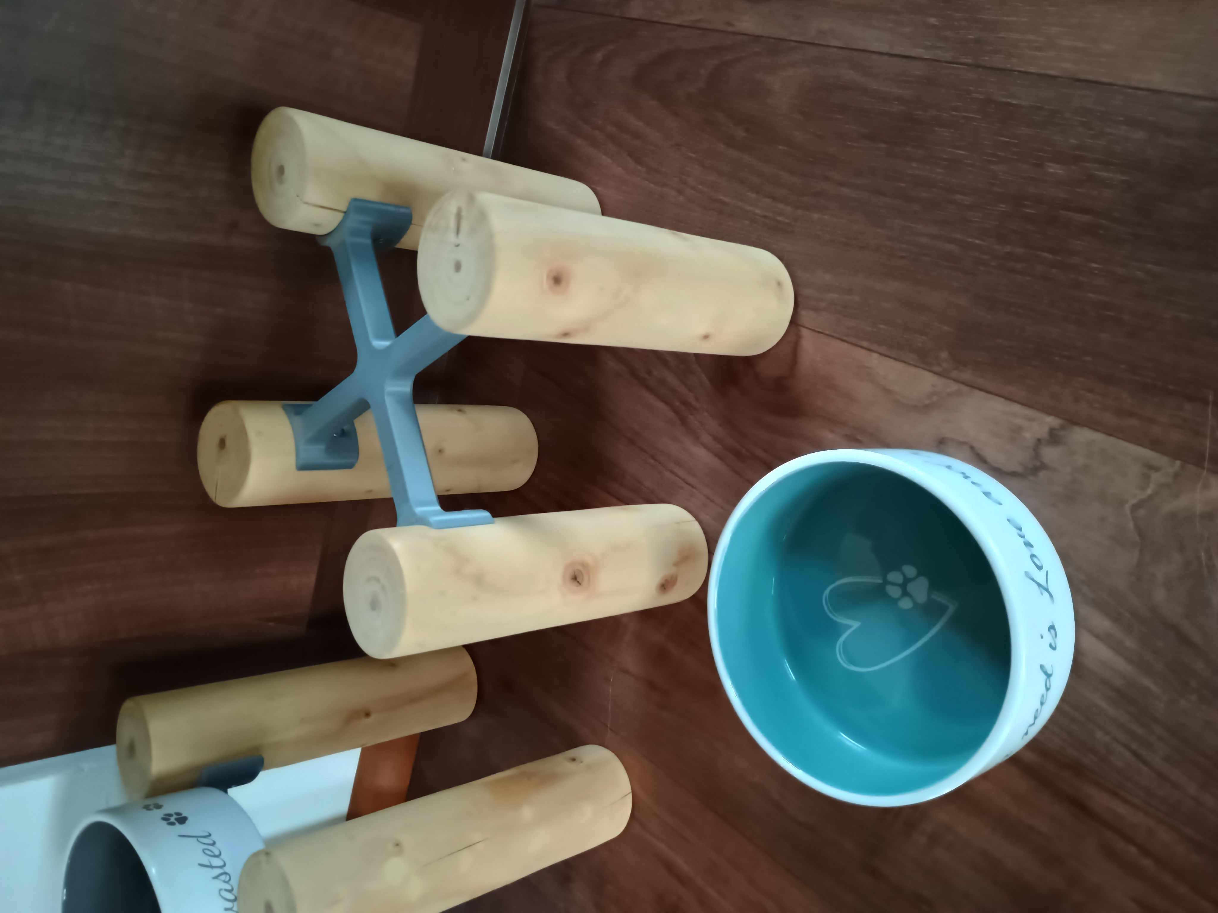 Podstavec pod misku pro psa (Dog bowl pedestal) STEP, Fusion360 — thumbnail 3
