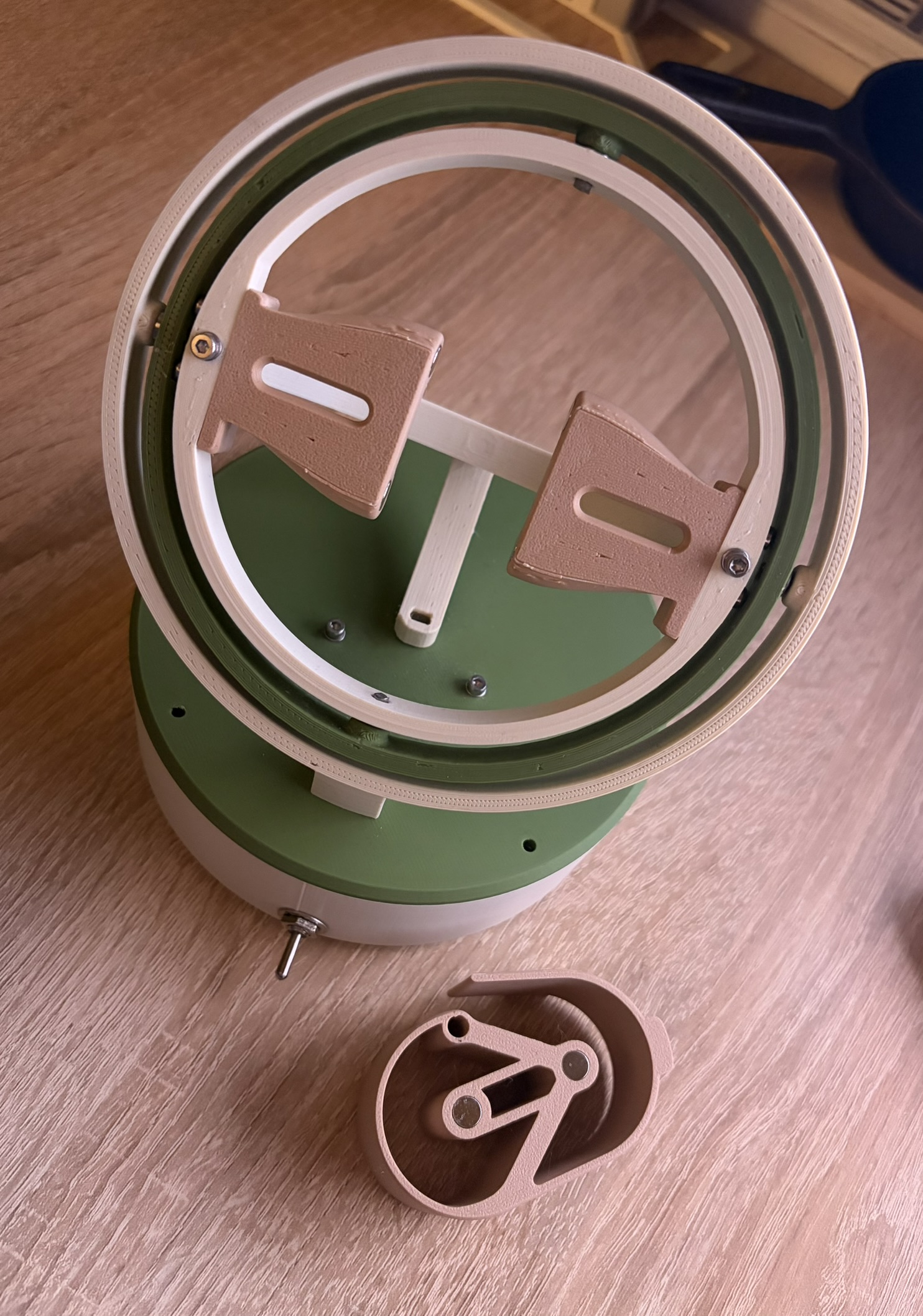 Miniatura 4 do modelo 3D Watch Winder