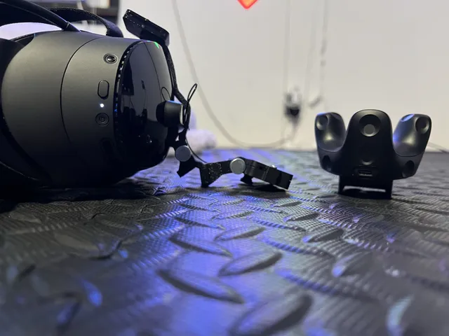 Steam Frame Facetracker mount with Magnetic Vive and flip-up Babble extension