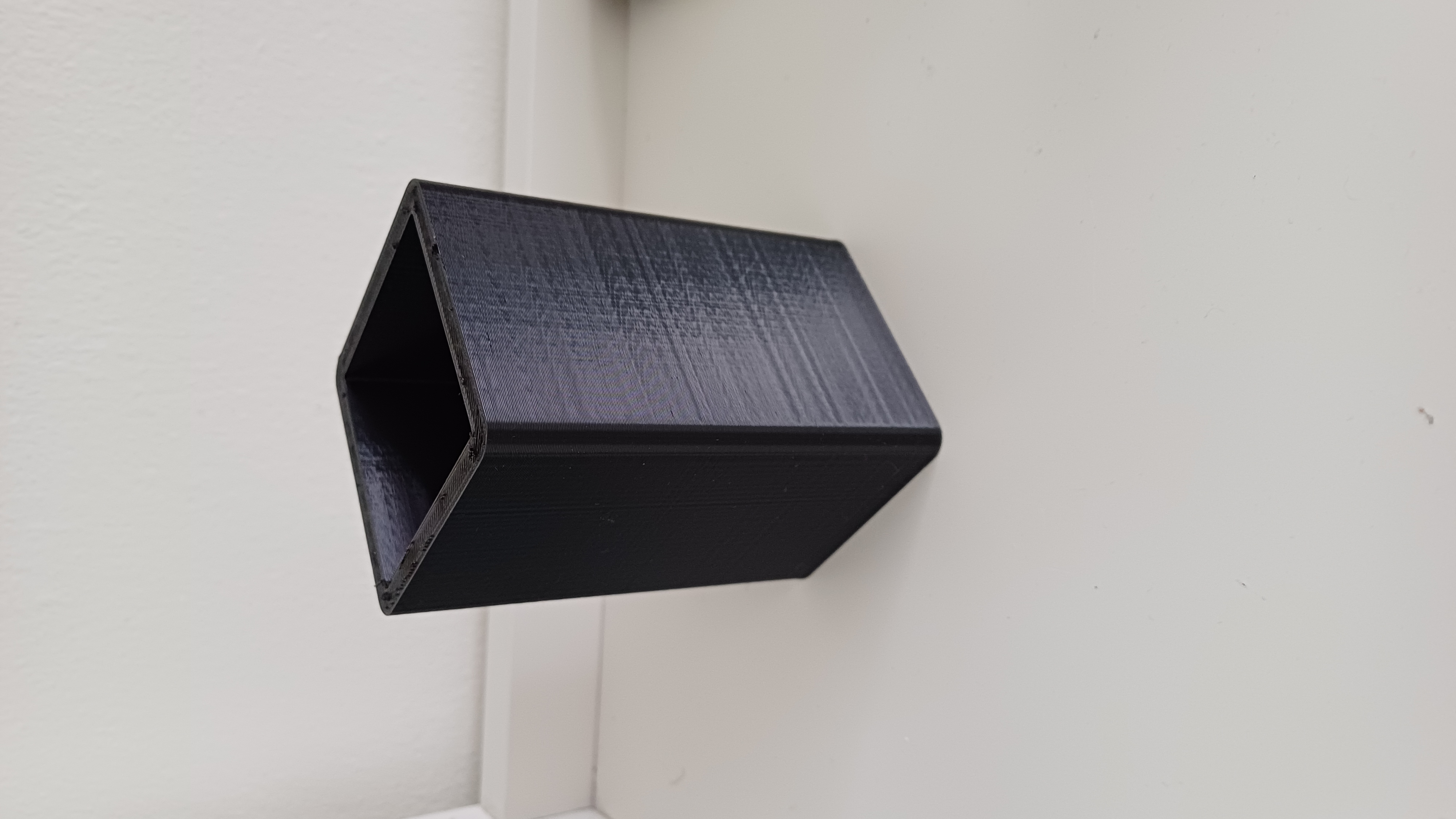 Penholder/box / vase