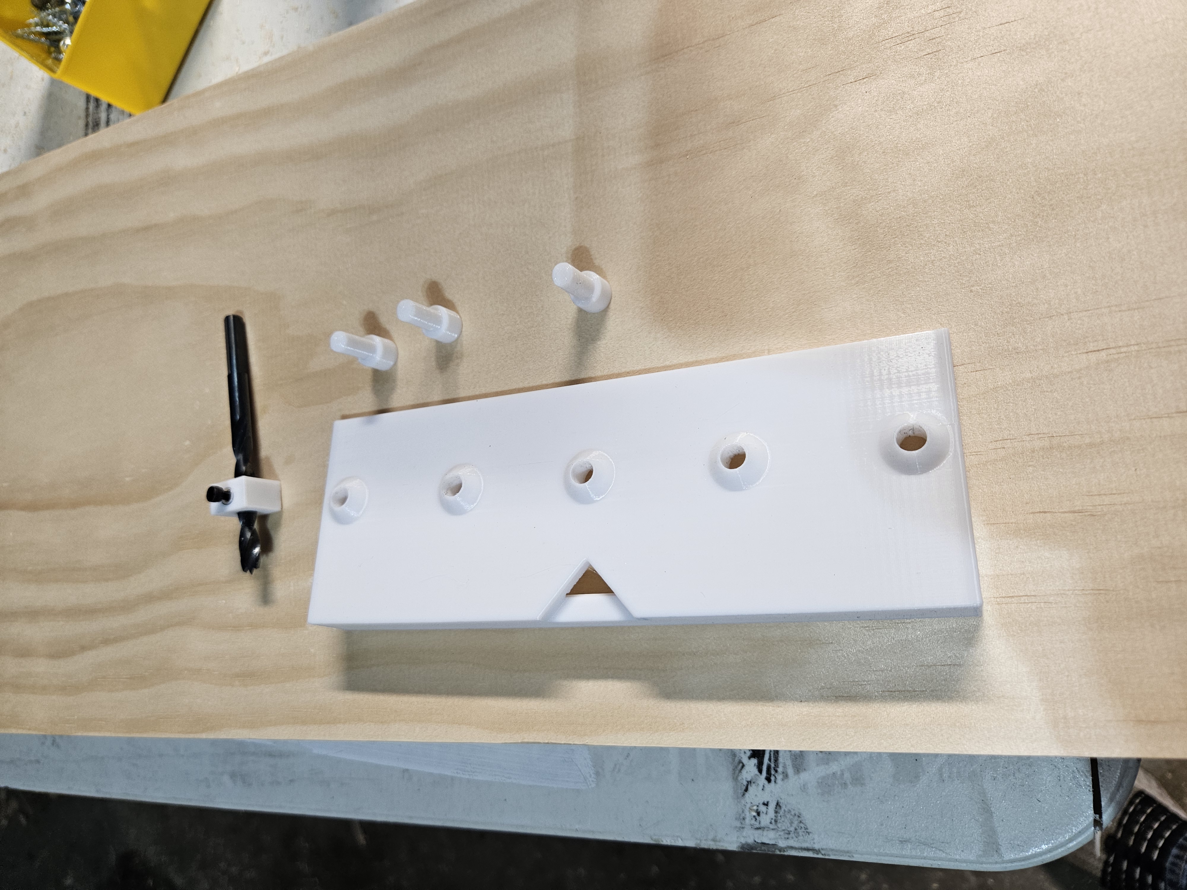 Miniatura 2 do modelo 3D Shelf Pin Jig (parametric)