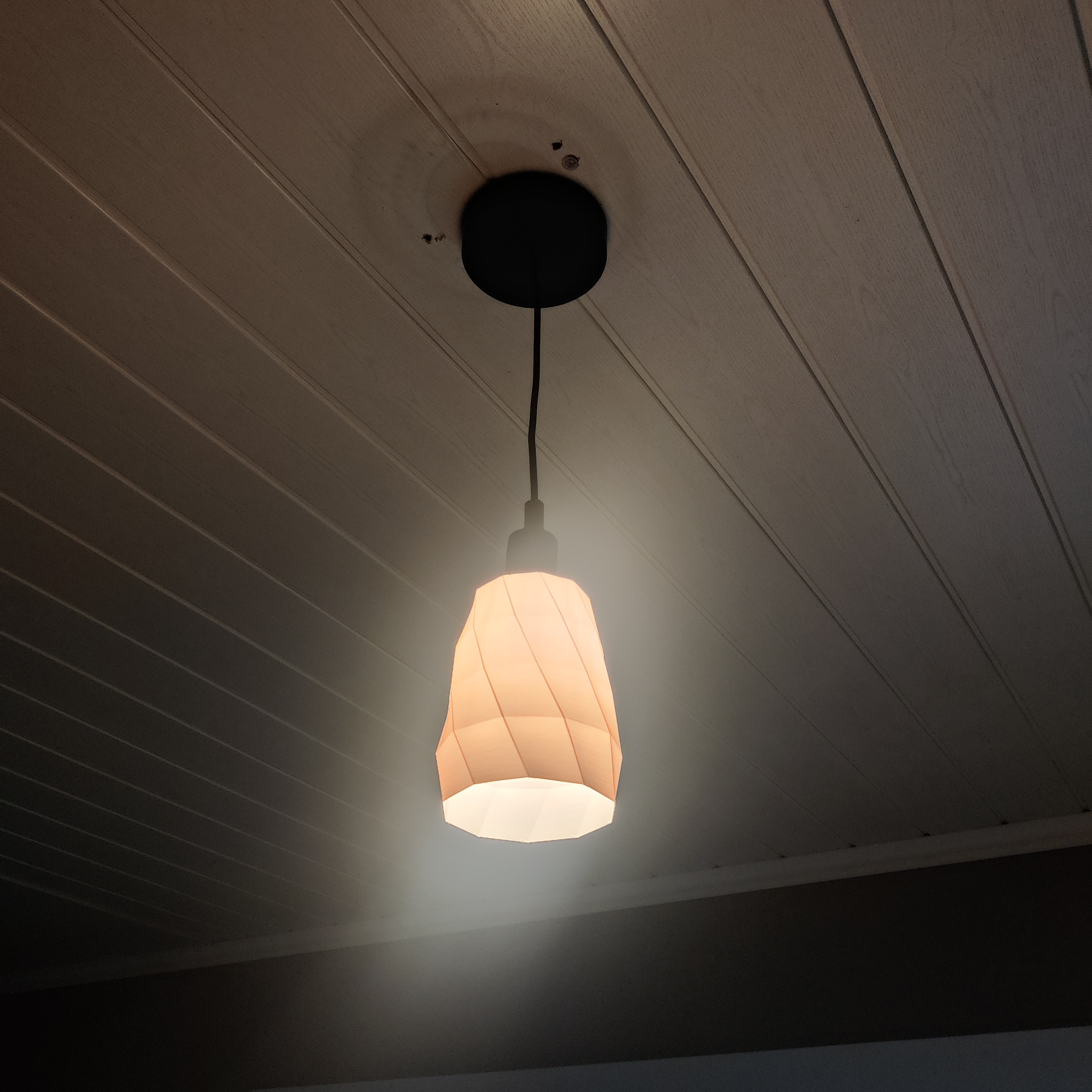 Miniatura 2 do modelo 3D Ceiling lamp