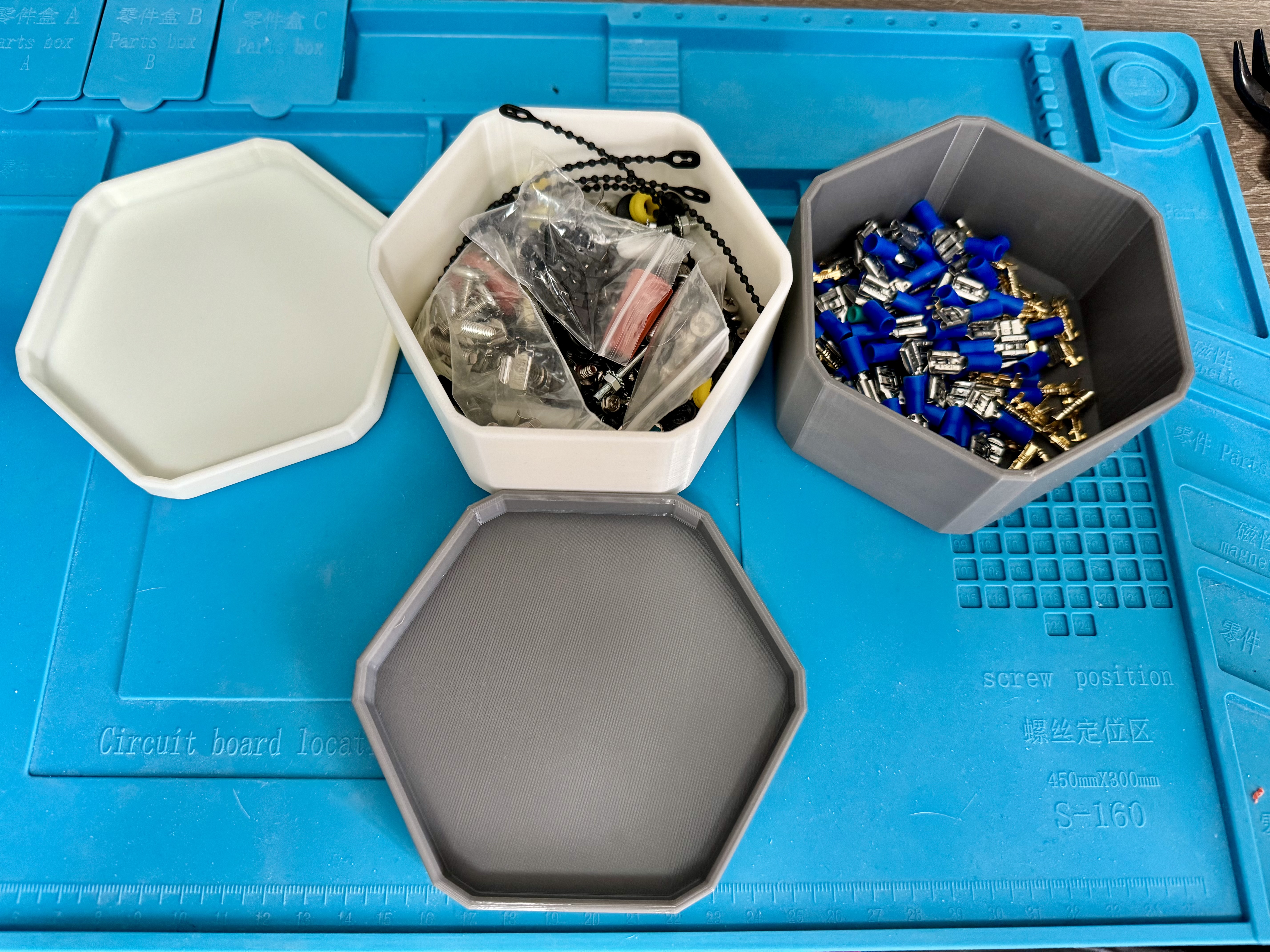 Miniatura 2 do modelo 3D Hexagonal Box