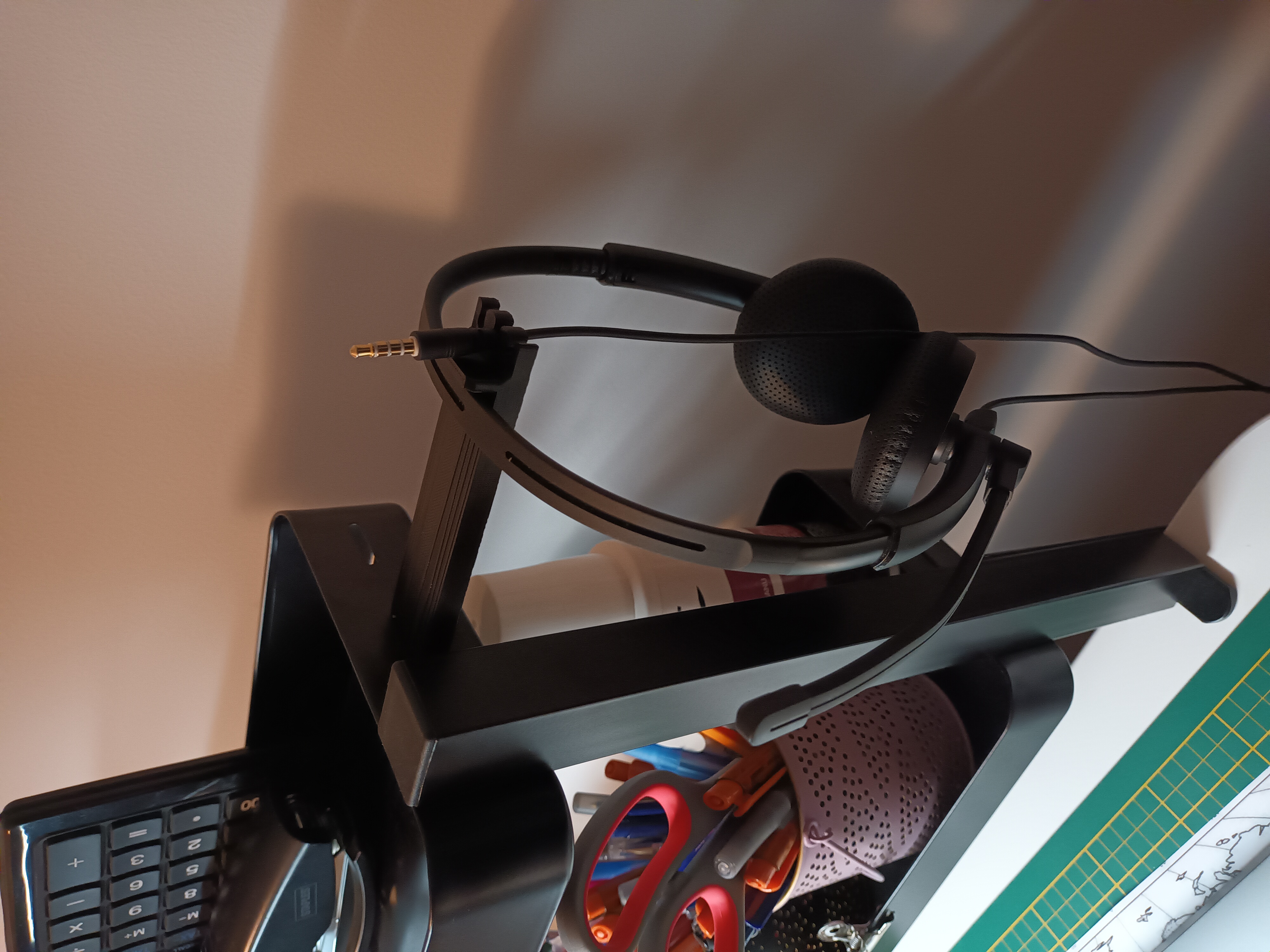 Headphones holder Vattenkar IKEA