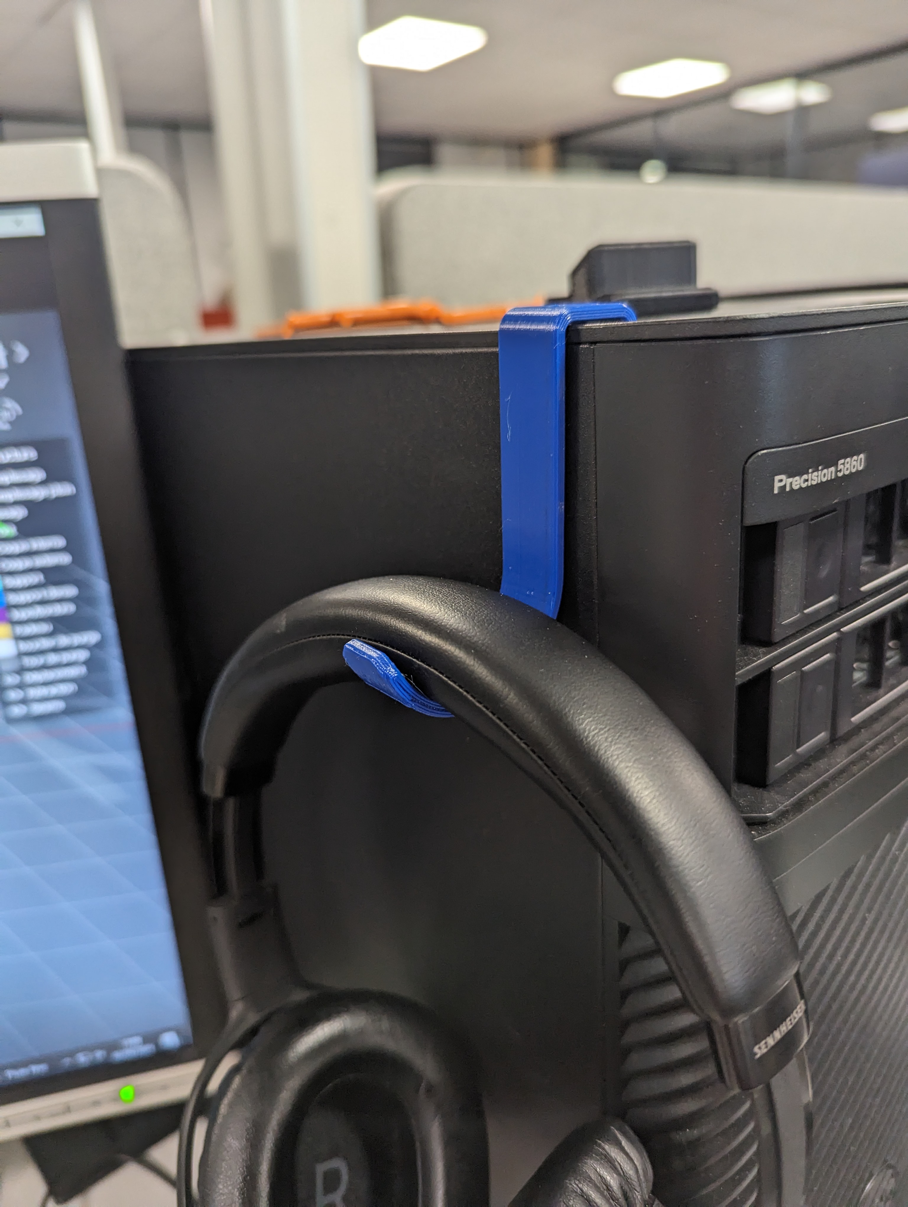 Headphone hanger for DELL Precision 5860 WS