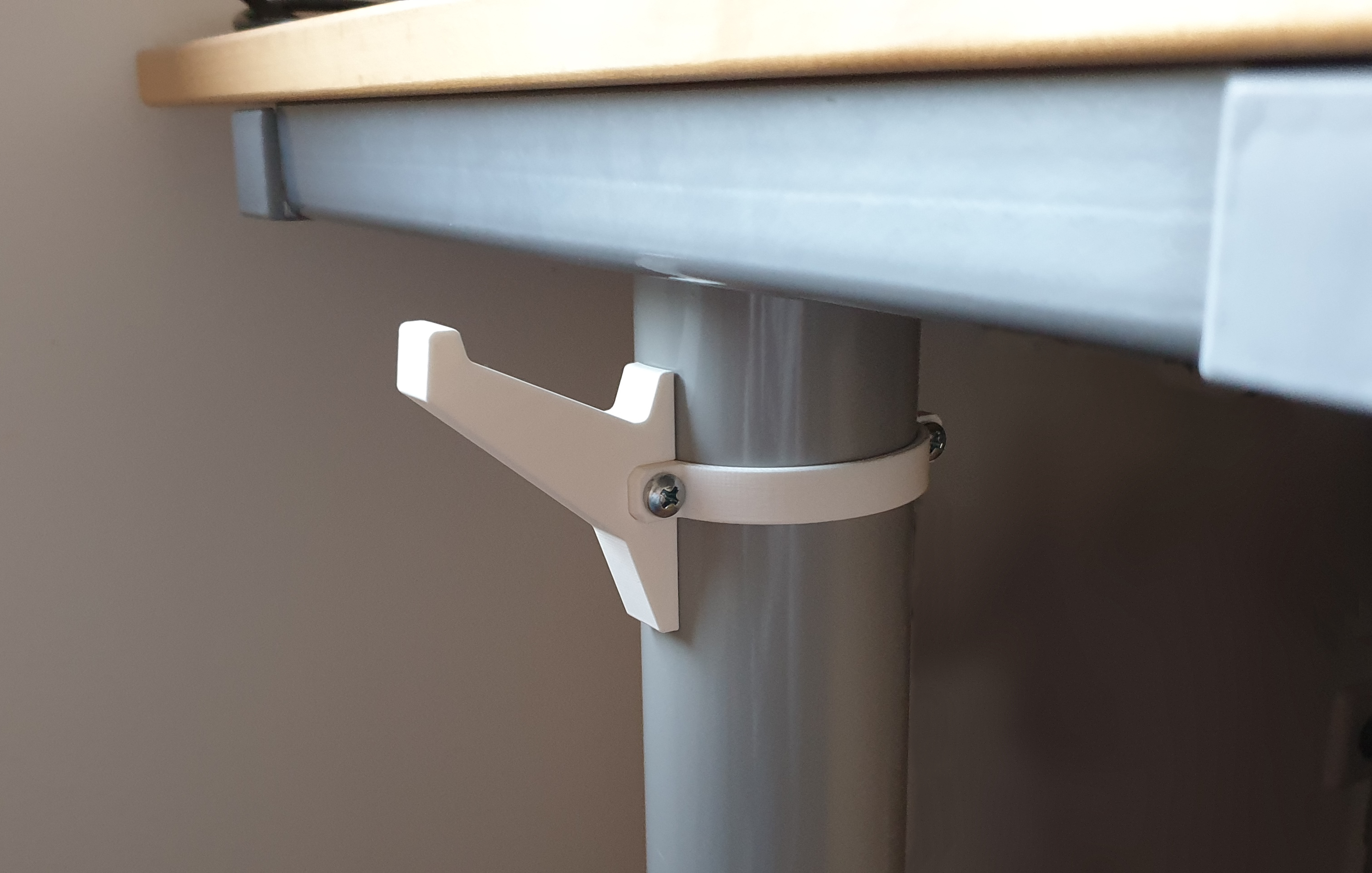 Desk Hook for IKEA T-shaped legs
