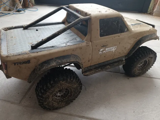 Roll cage for a traxxas trx4 sport