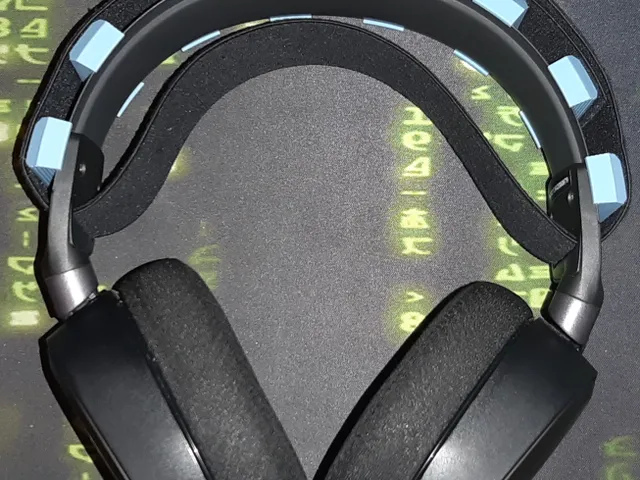 Headstrap adjuster for SteelSeries Wireless Pro