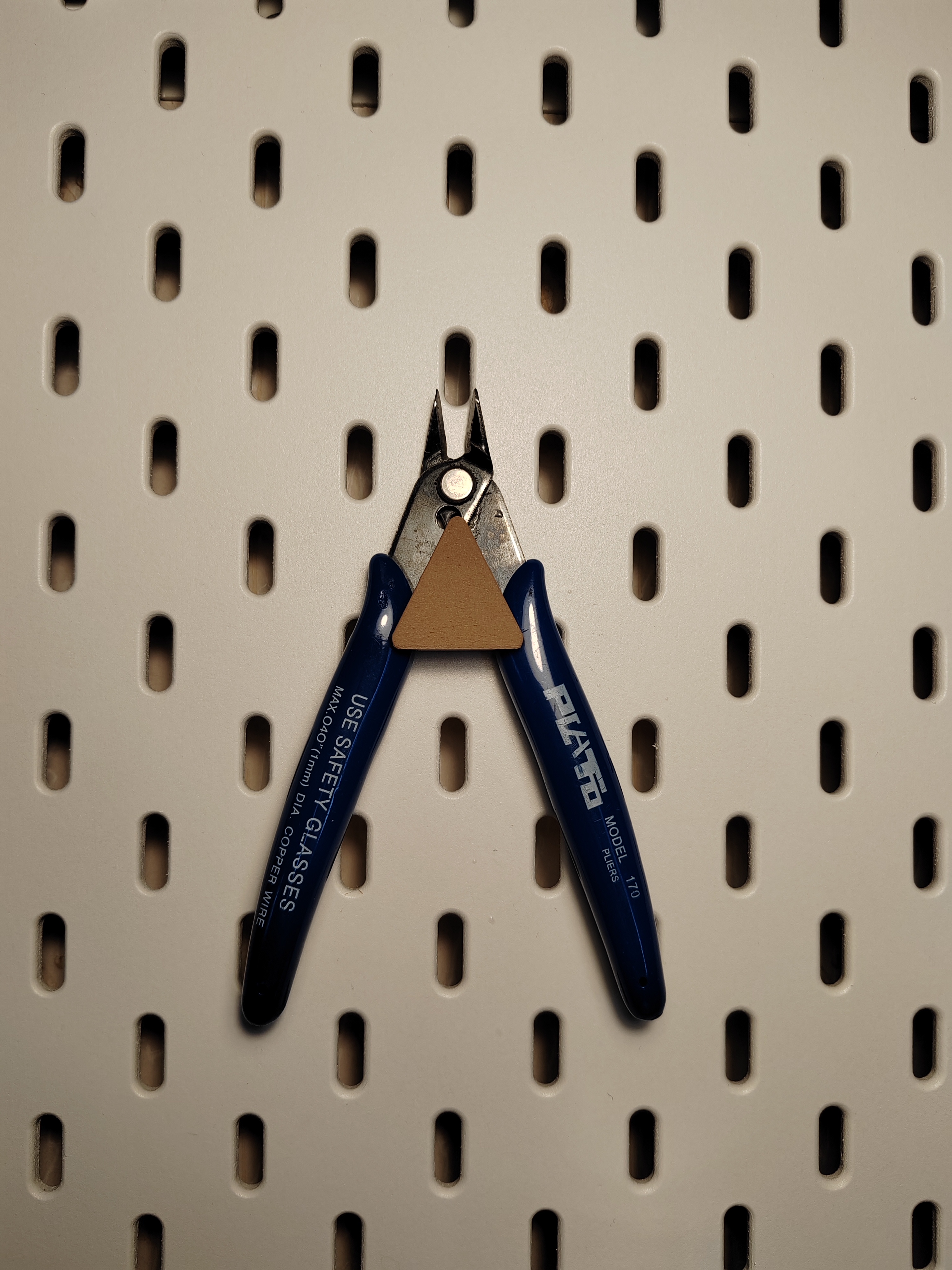 Skadis Pliers Holder