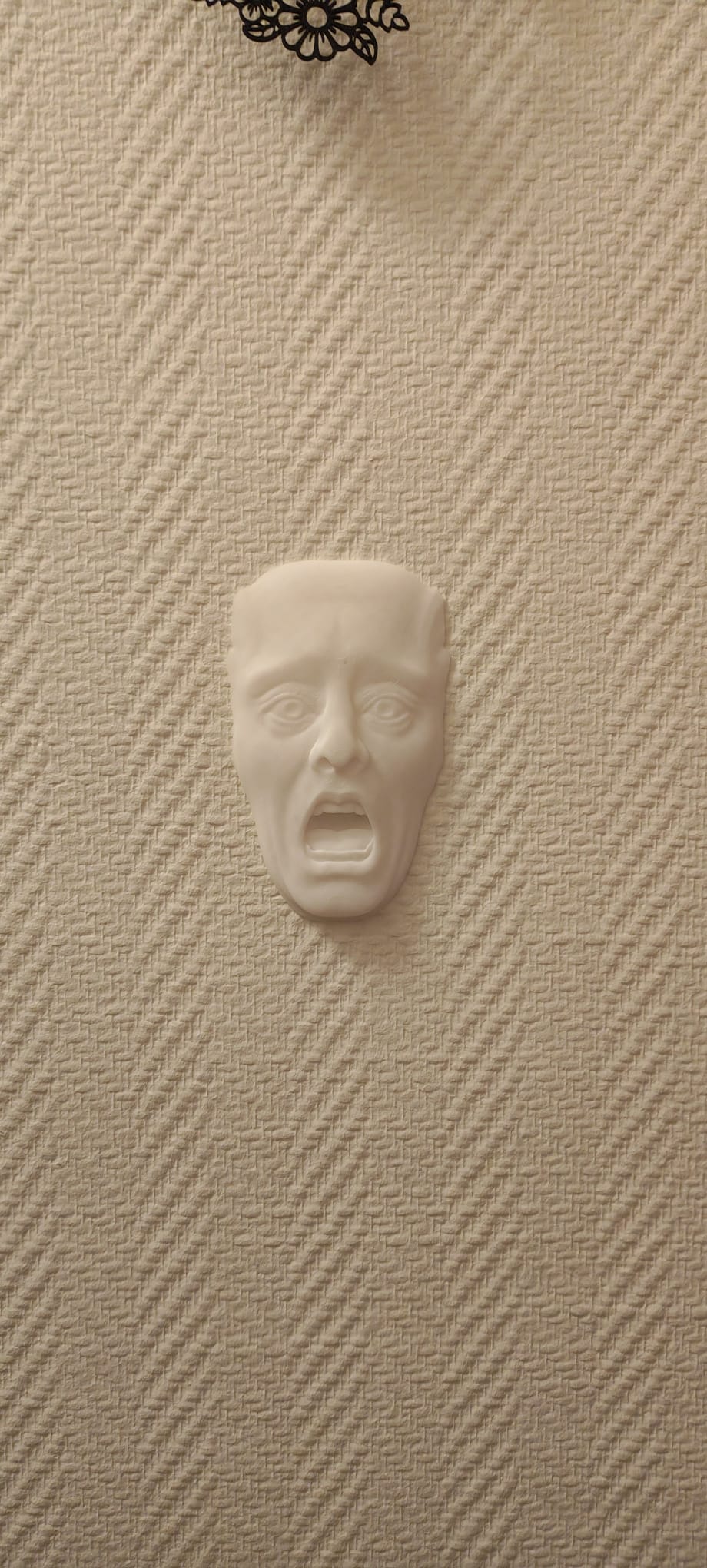Creepy  Ghost Face in the Wall Decoration