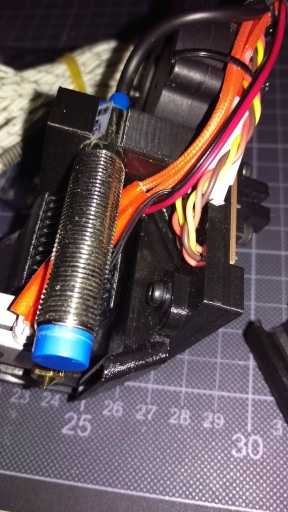 Miniatura 4 do modelo 3D HyperCube Evolution Height Adjustable Fan Duct