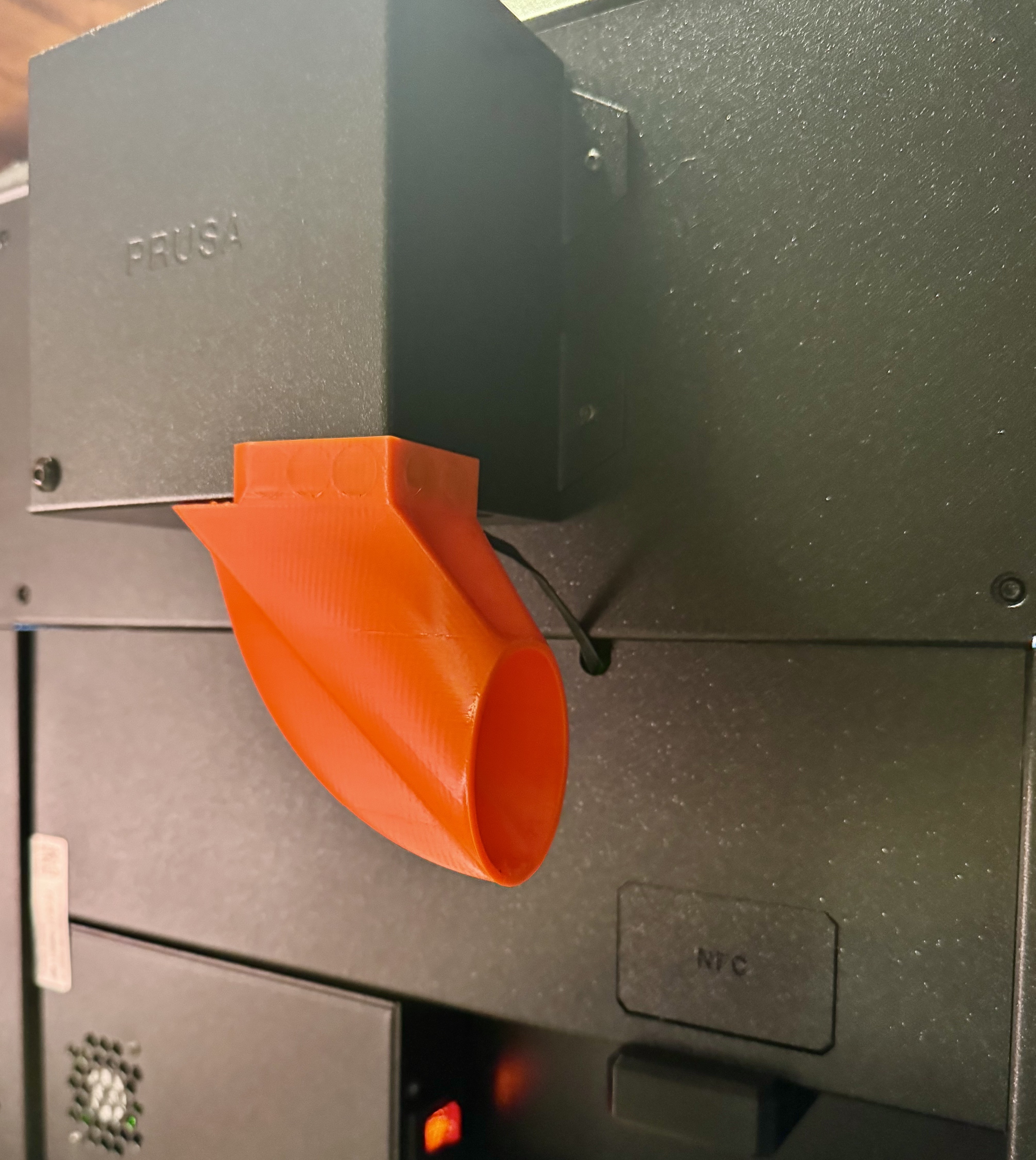 Advanced filtersystem airflow deflection Core One / L