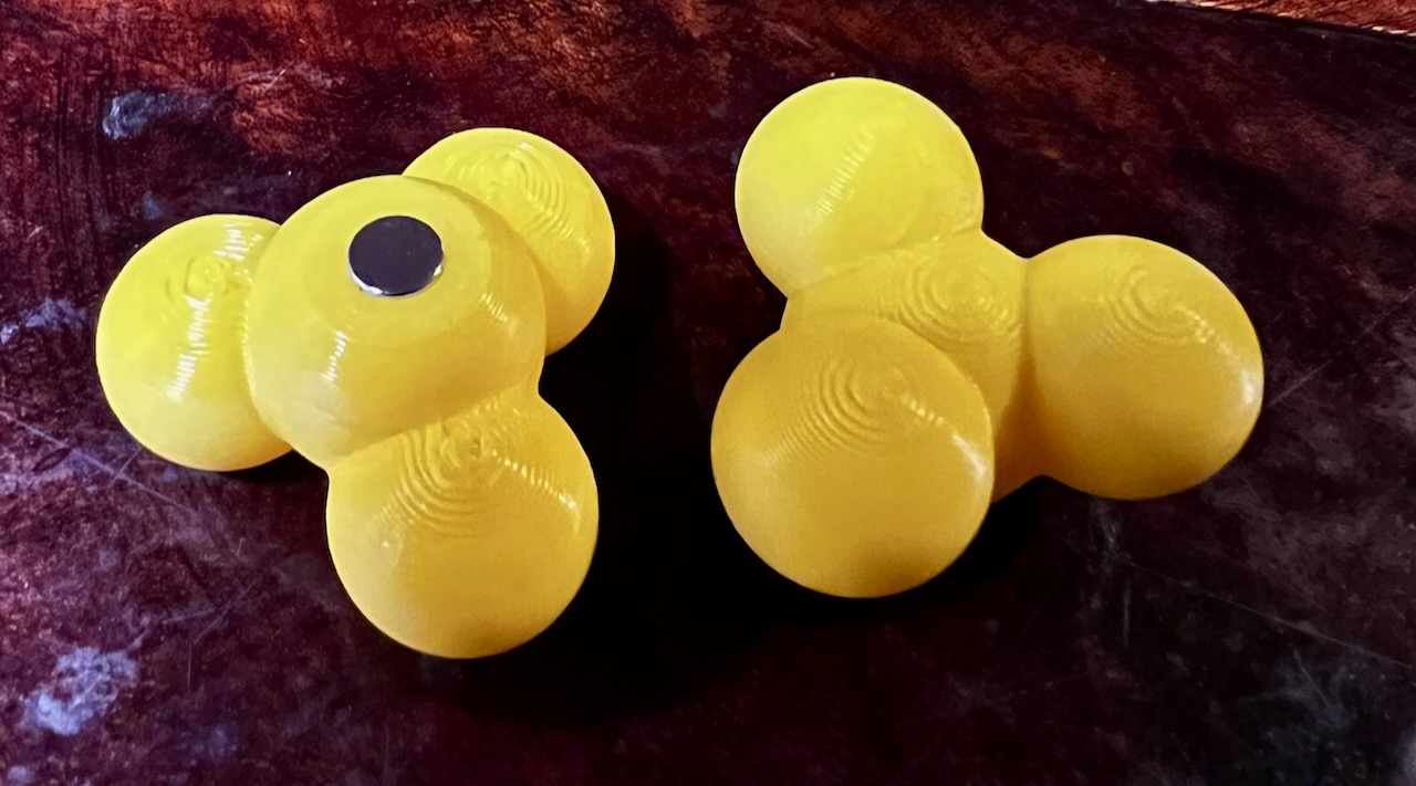 Magnets for the fridge in the shape of methyl group