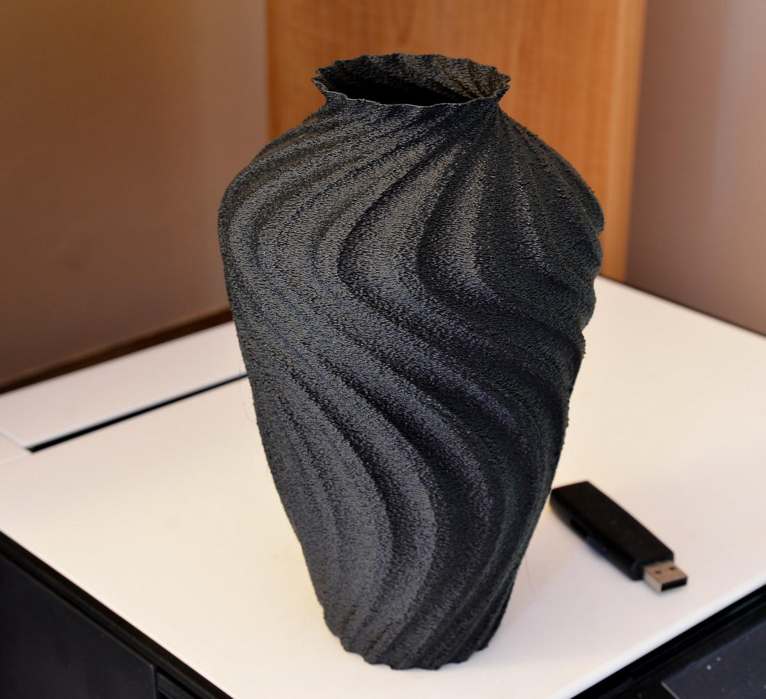 Vase 966