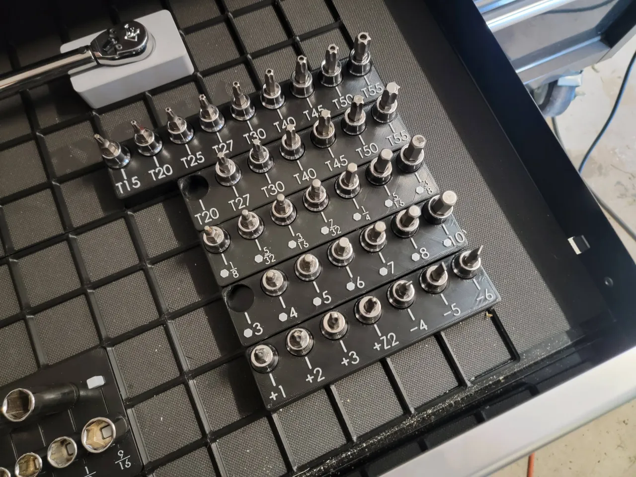 Husky 3/8th tool bit set holders gridfinity by Ian Cox | Download free ...