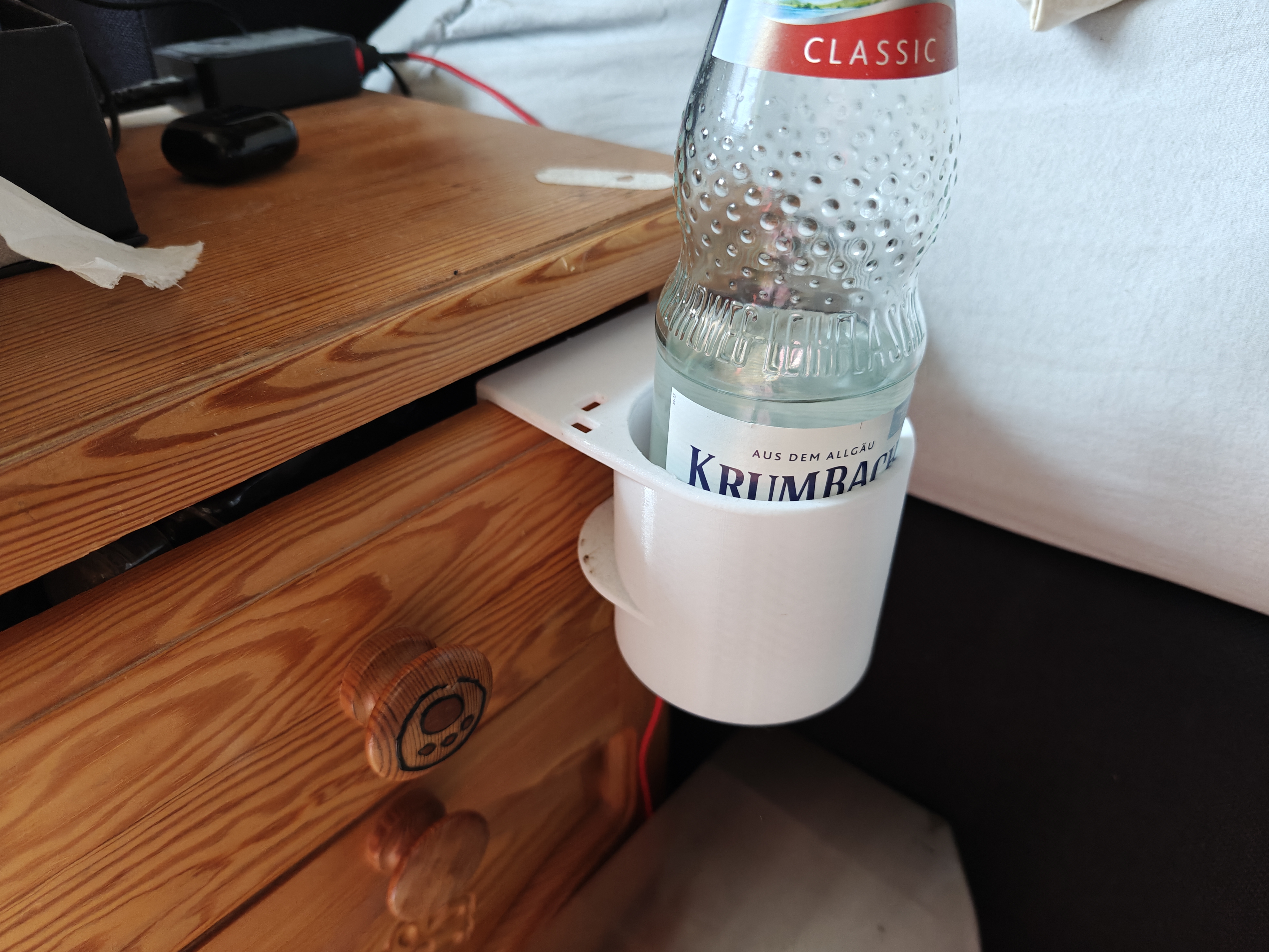 Night_Stand_Bottle_Holder