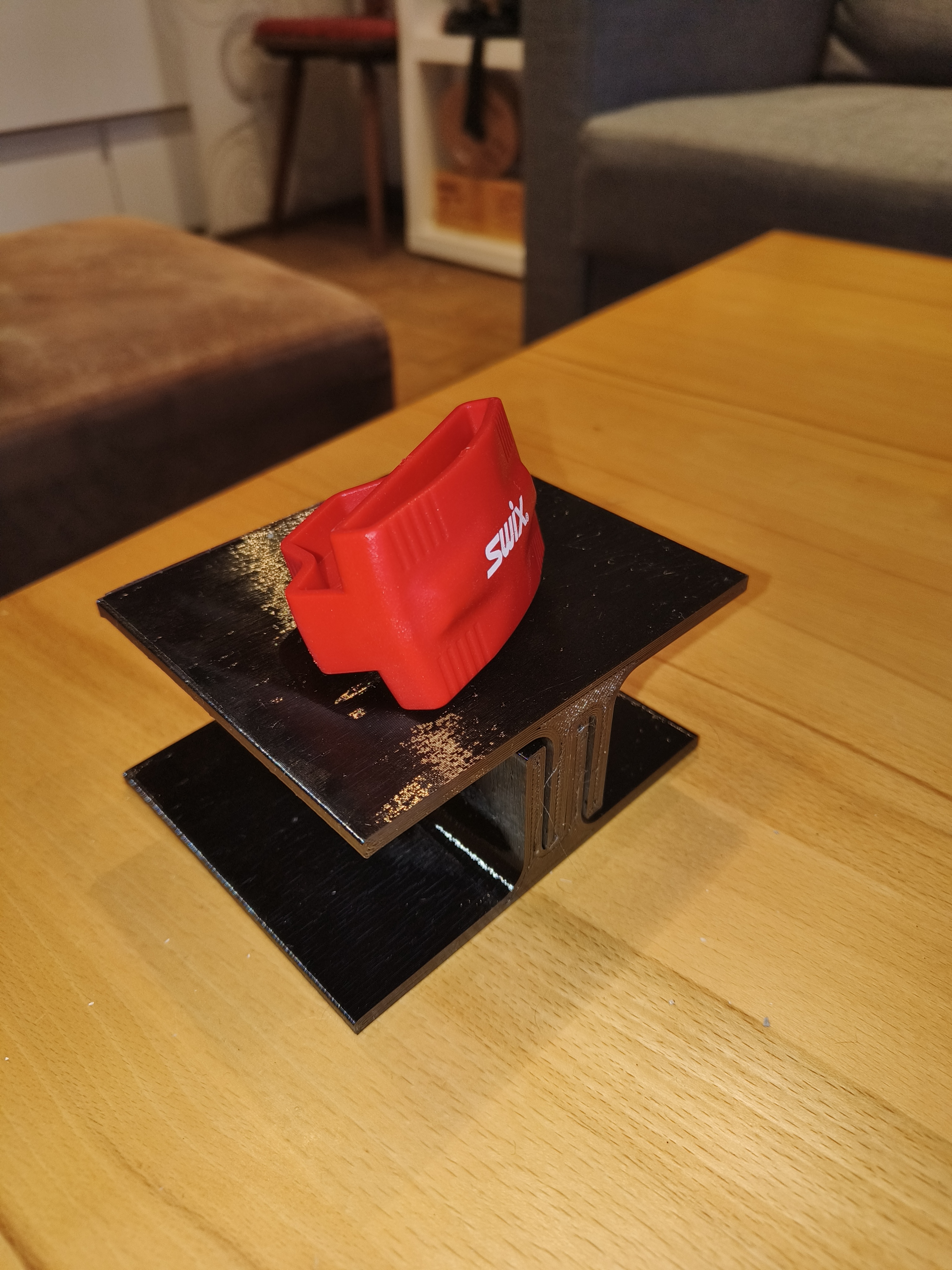 Ski tuning rack — thumbnail 2