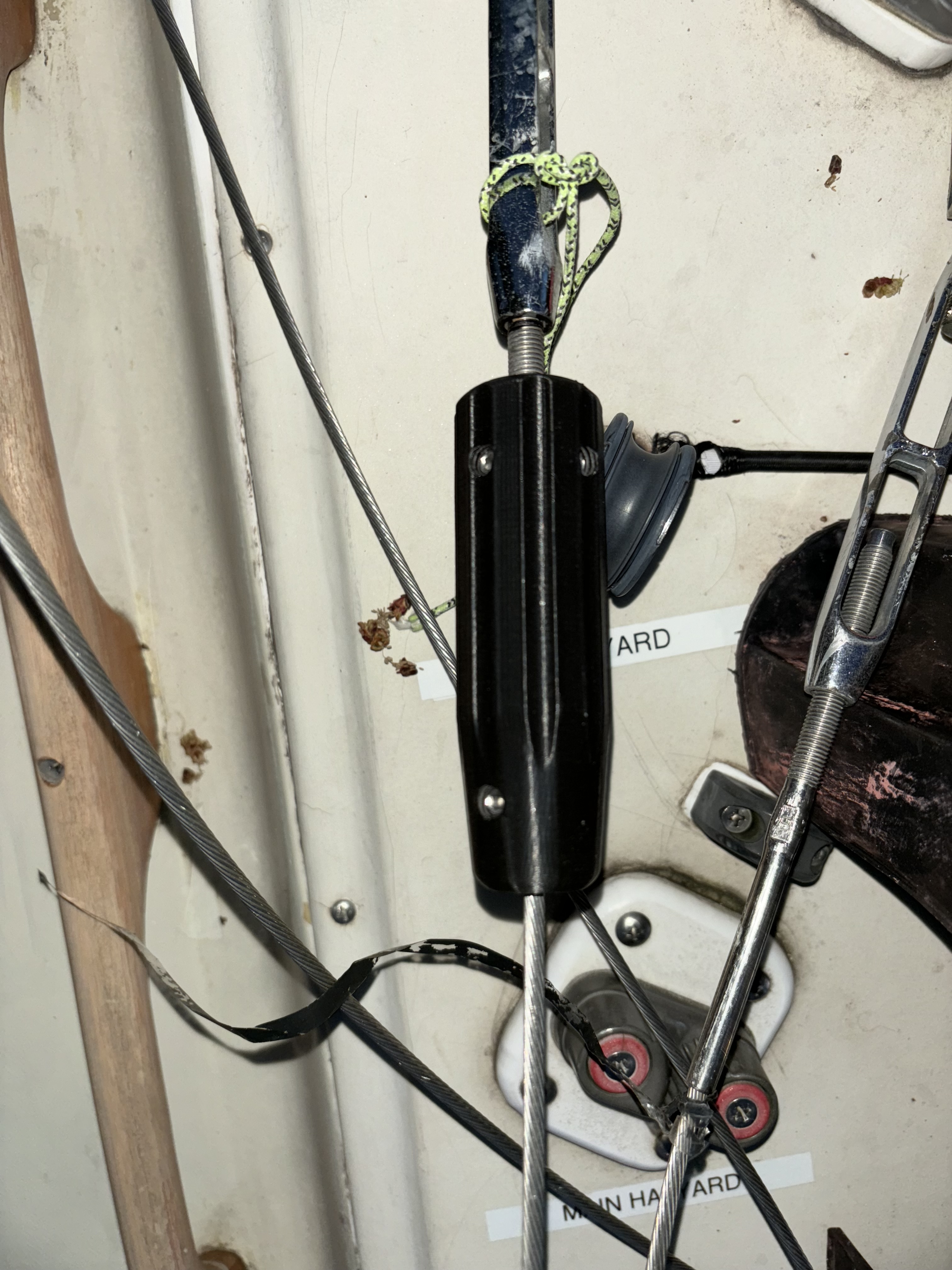 Sailboat Shroud Adjuster