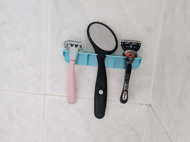 Shower razor holder x3