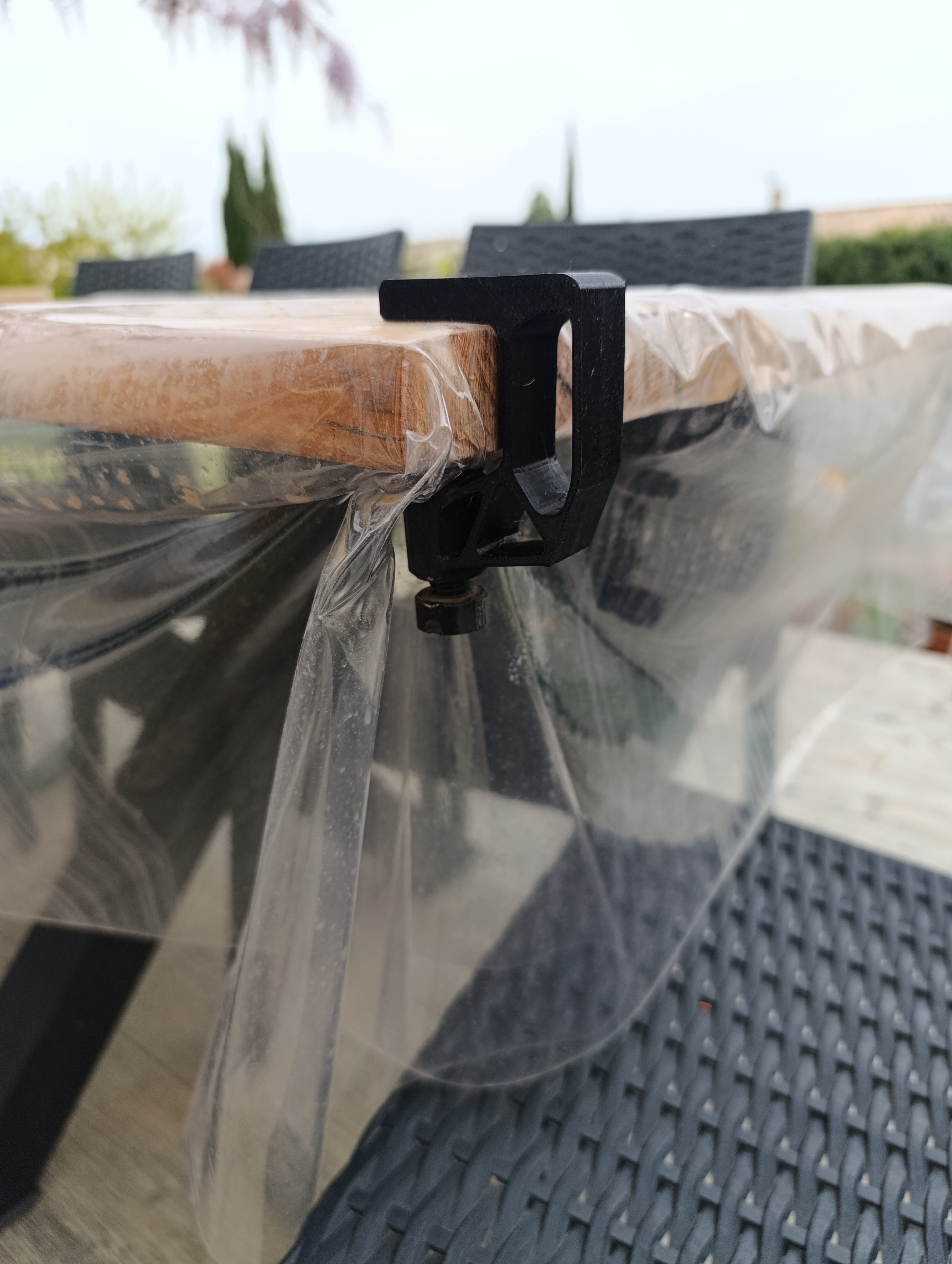 Pince pour nappe de table  - Tablecloth clip