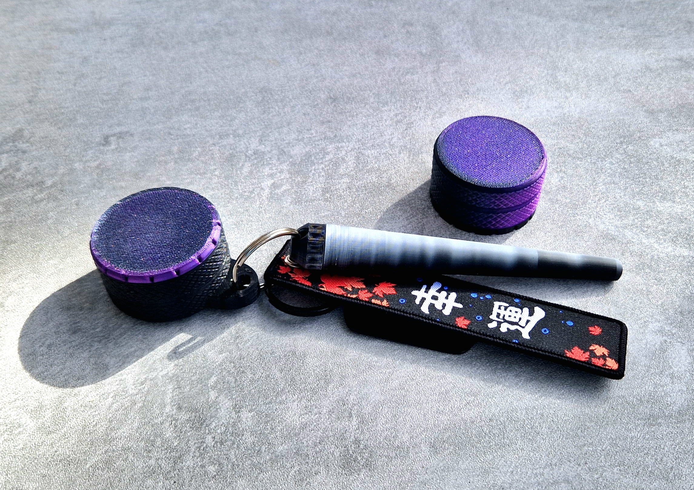 Grinder to go - with storage compartment