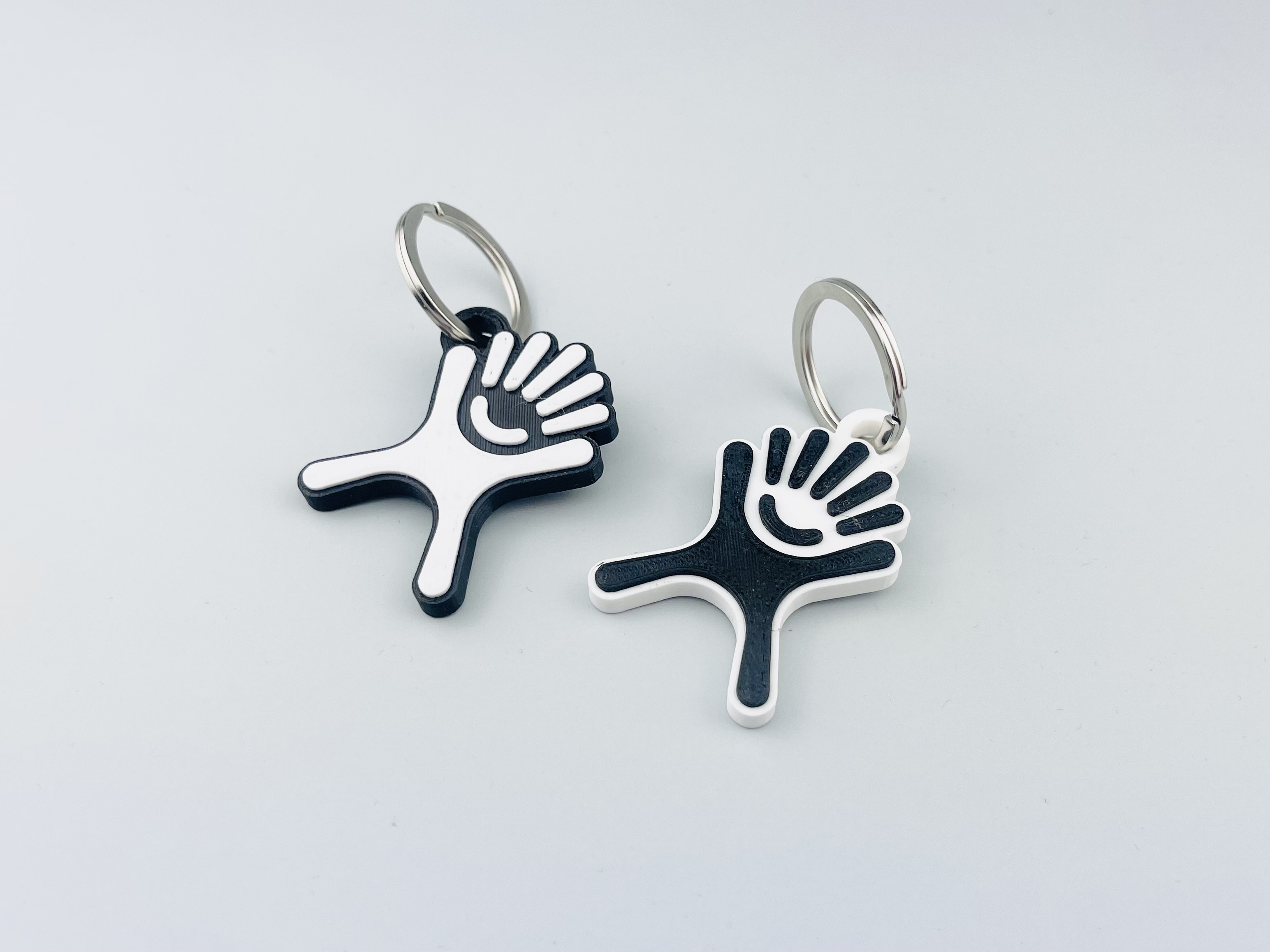 Miniatura 2 do modelo 3D Hydro Flask Logo Keychain
