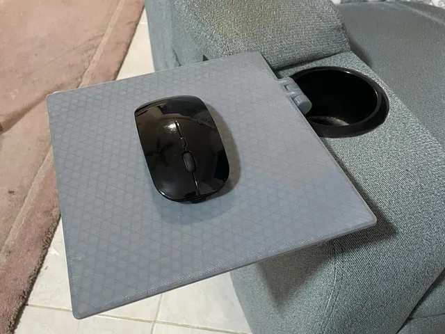 TWO-SIDED TRAY