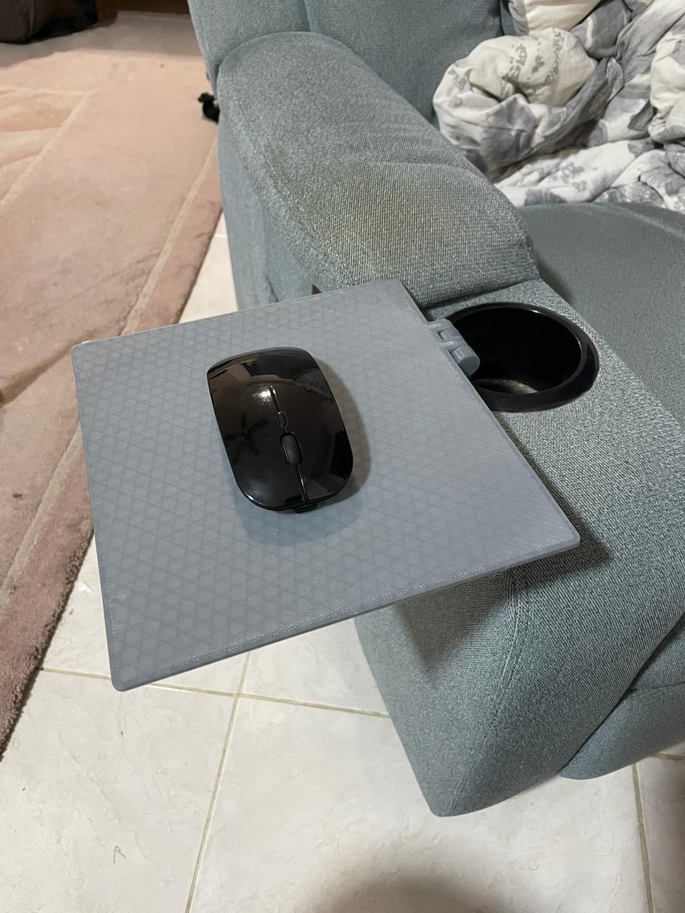 TWO-SIDED TRAY